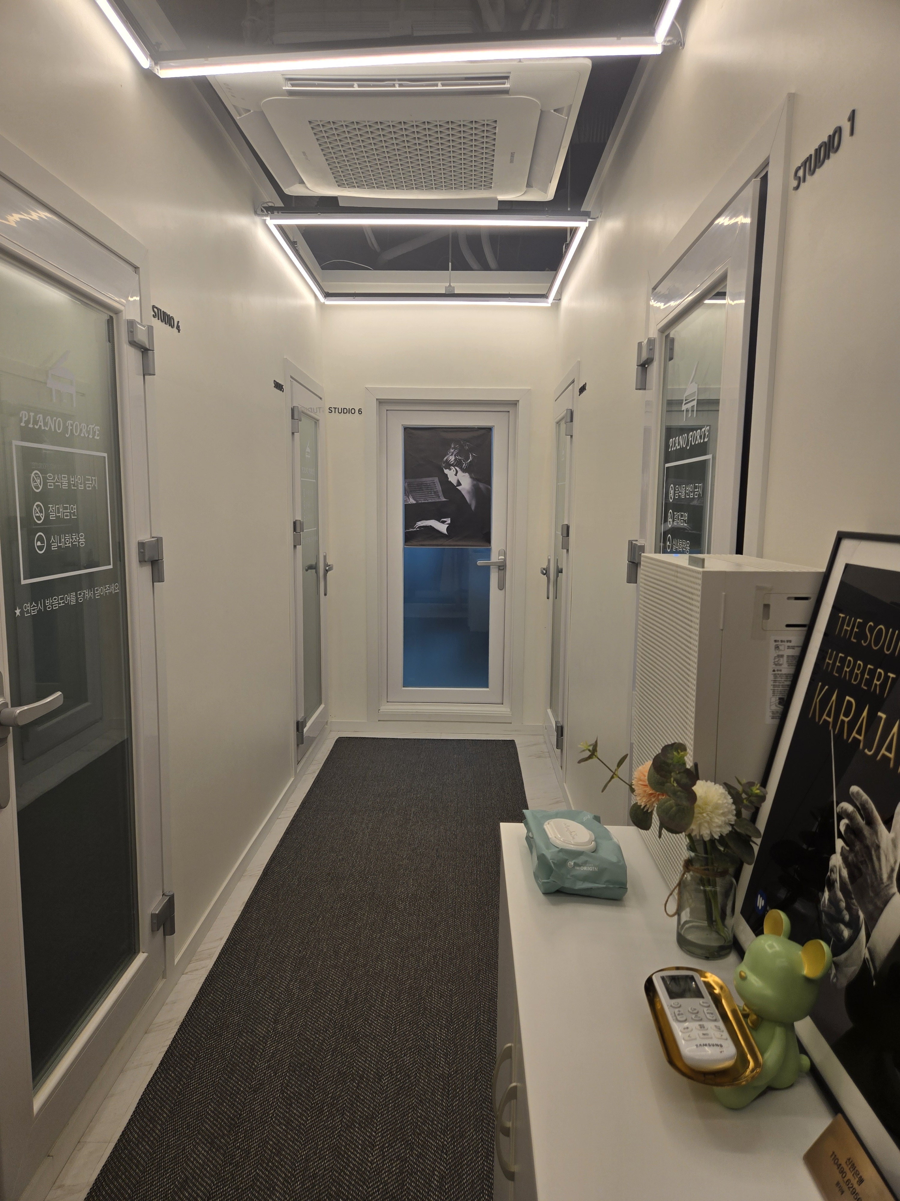 1번째 스튜디오 사진