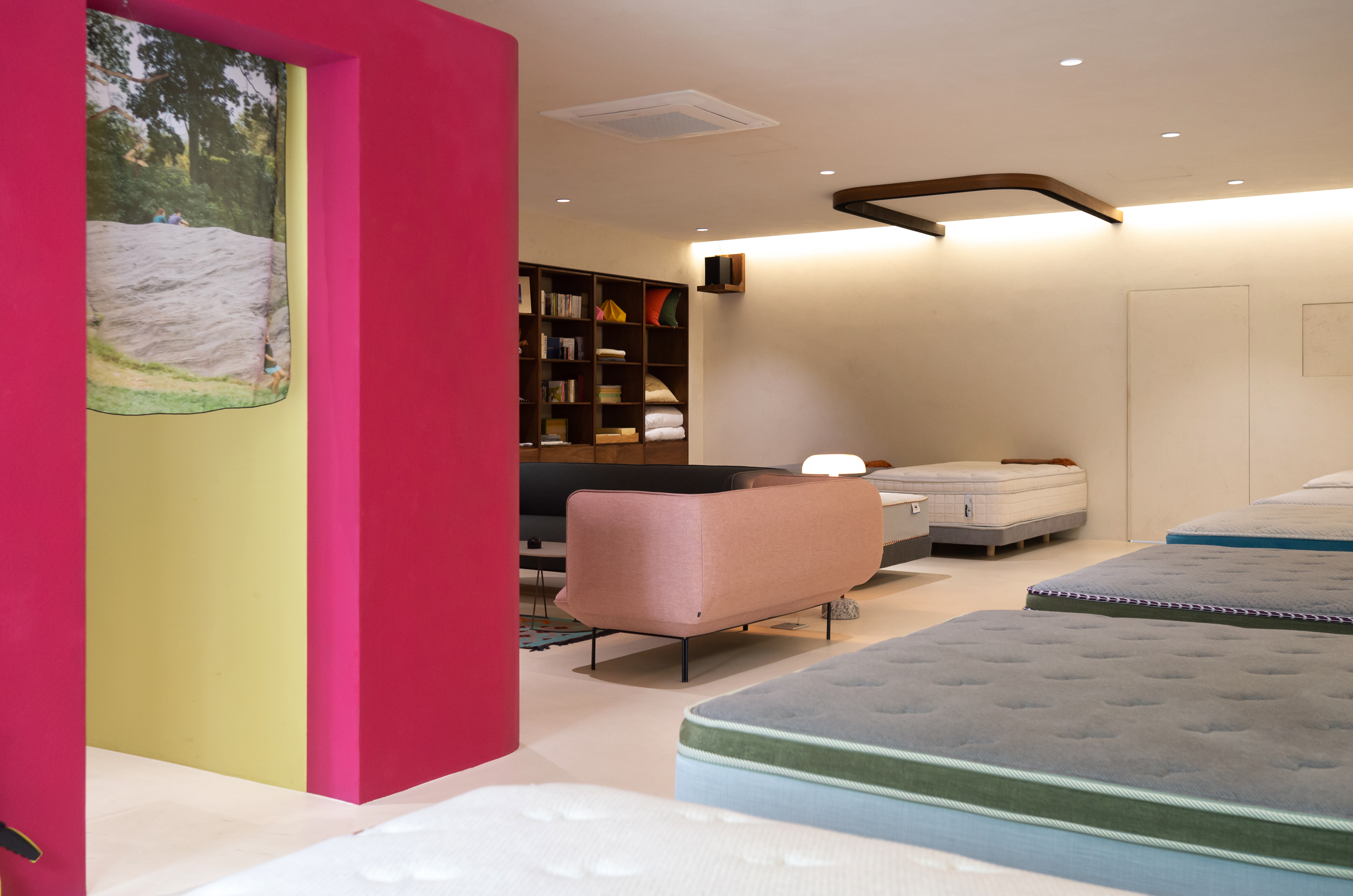 커넥티드블랭크 대표 이미지