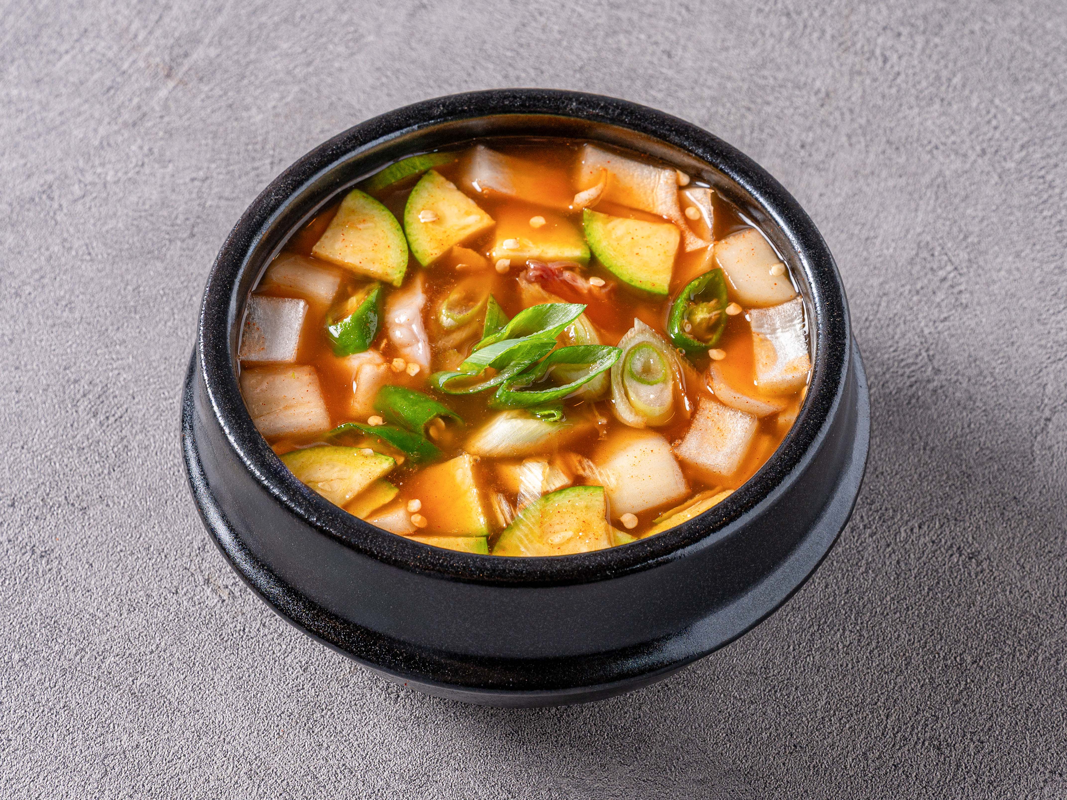 얼큰하고 구수한 고집된장찌개