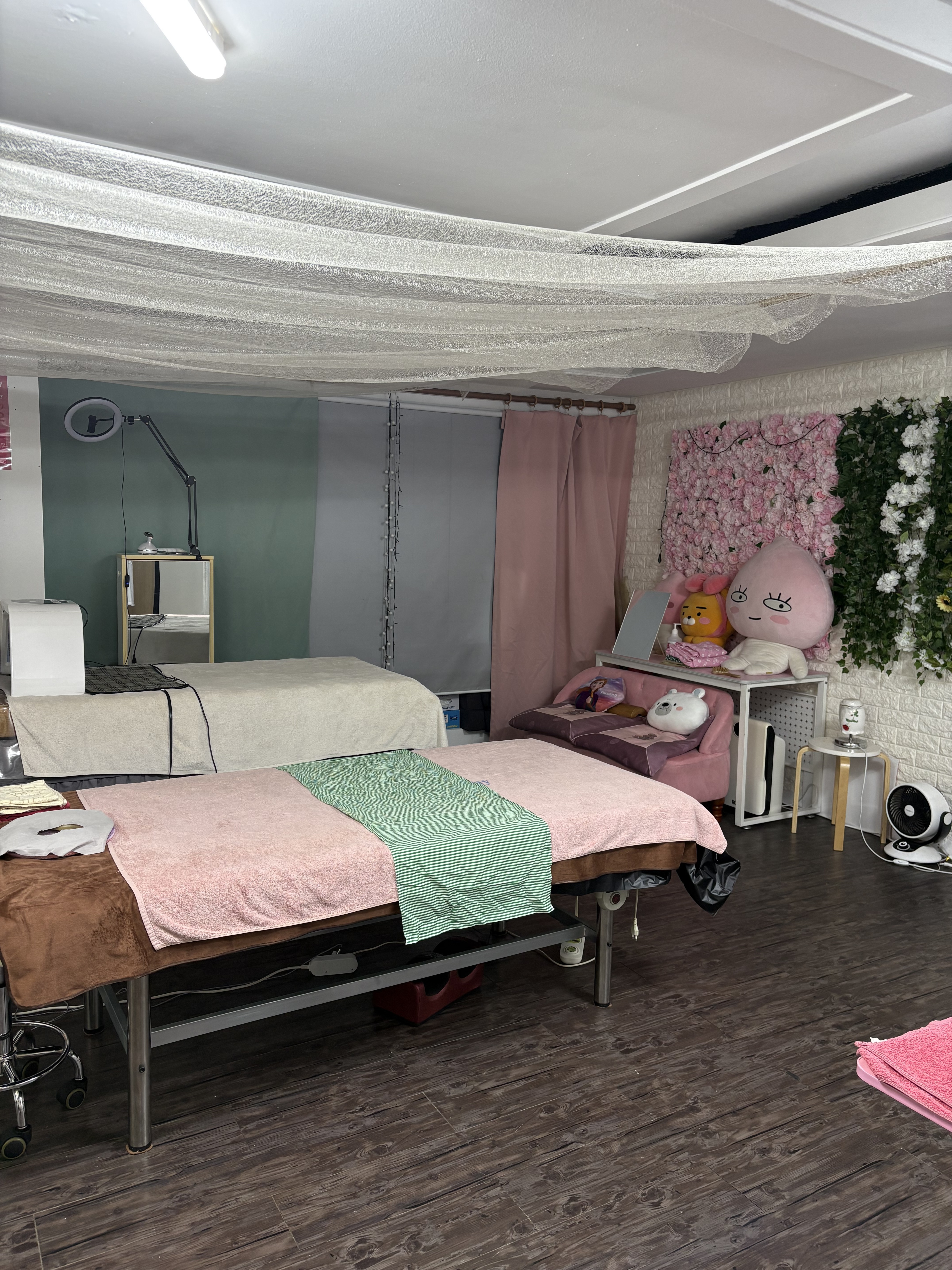 더쉼스파피부샵 photo 3
