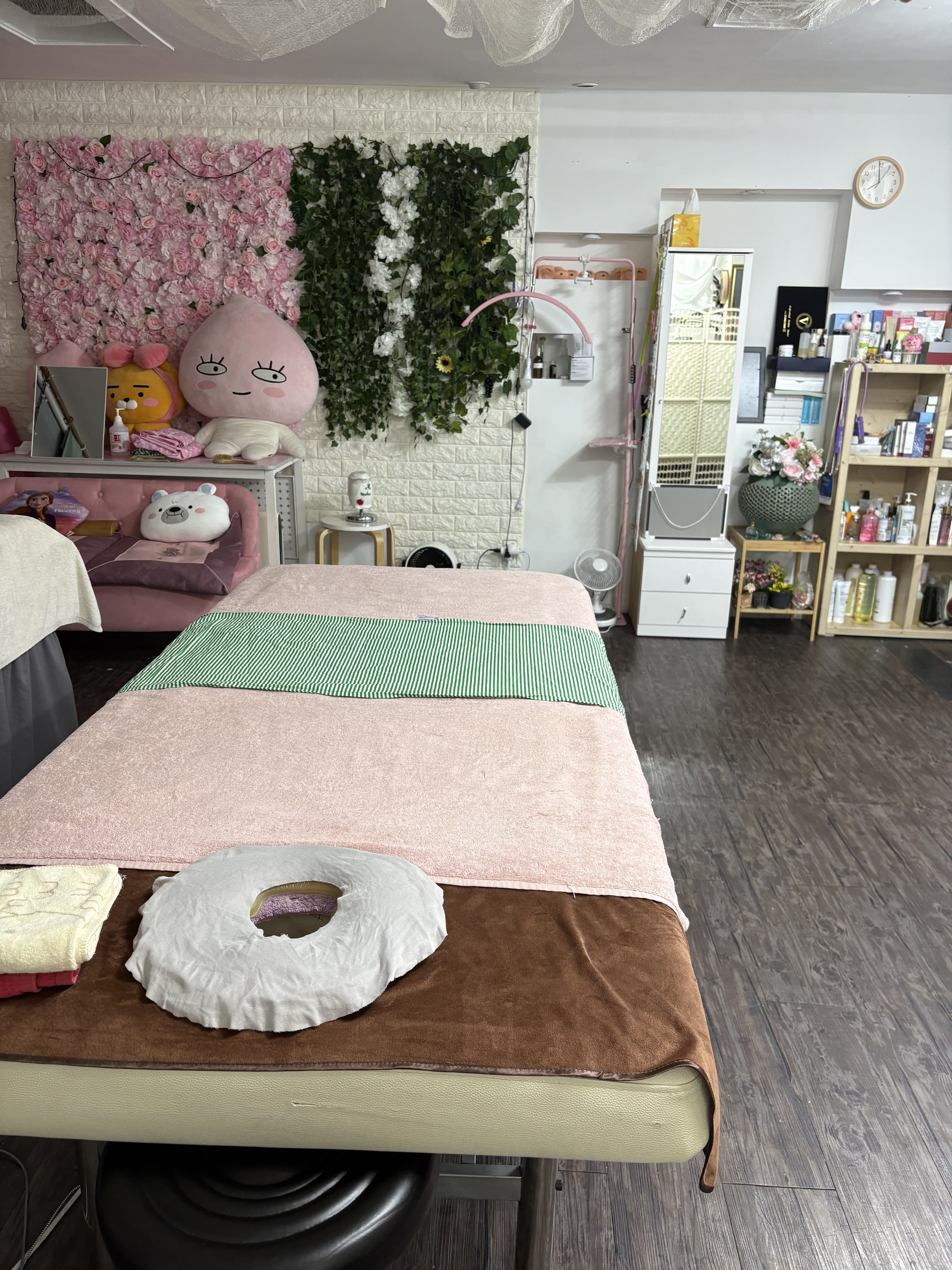 더쉼스파피부샵 photo 2