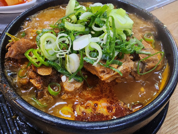 포천탕선생.감자탕.갈비탕