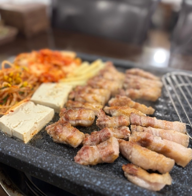 한우앤흑돼지아름다운