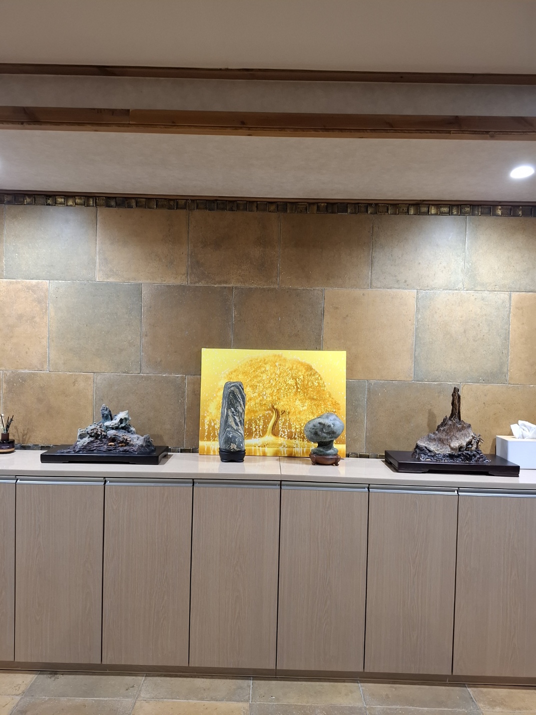 청담 photo 3