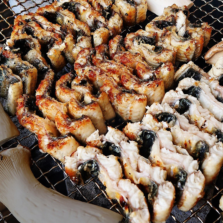 국내산 장어 1kg (순살600g)