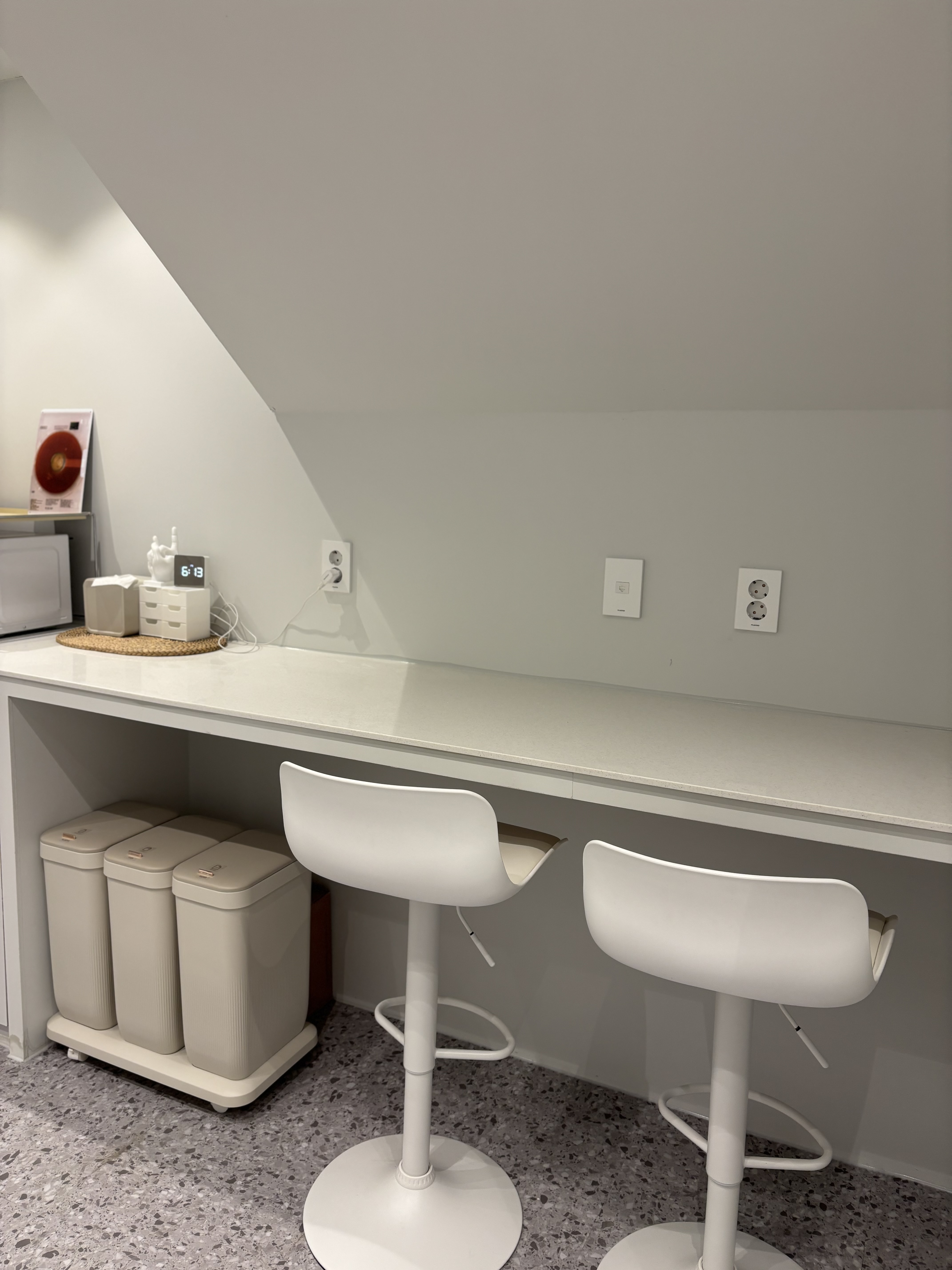 4번째 스튜디오 사진