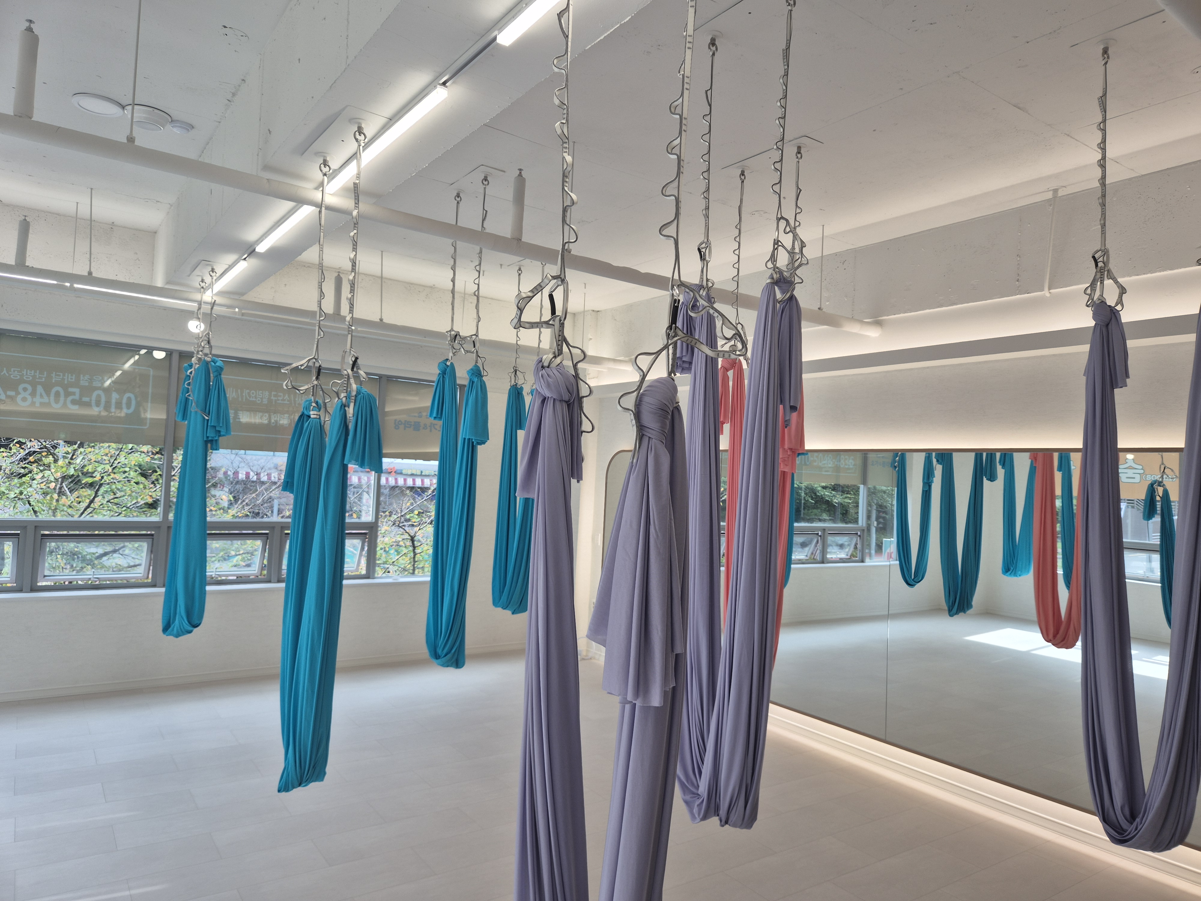 라온숨요가&플라잉 대표 이미지