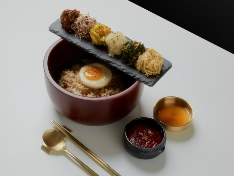 찰 보리비빔밥