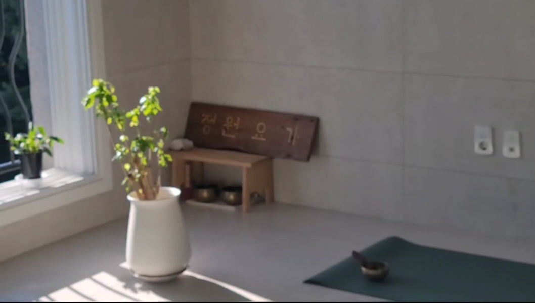 정원 요가 실내 전경