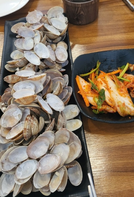 천안산더미바지락칼국수