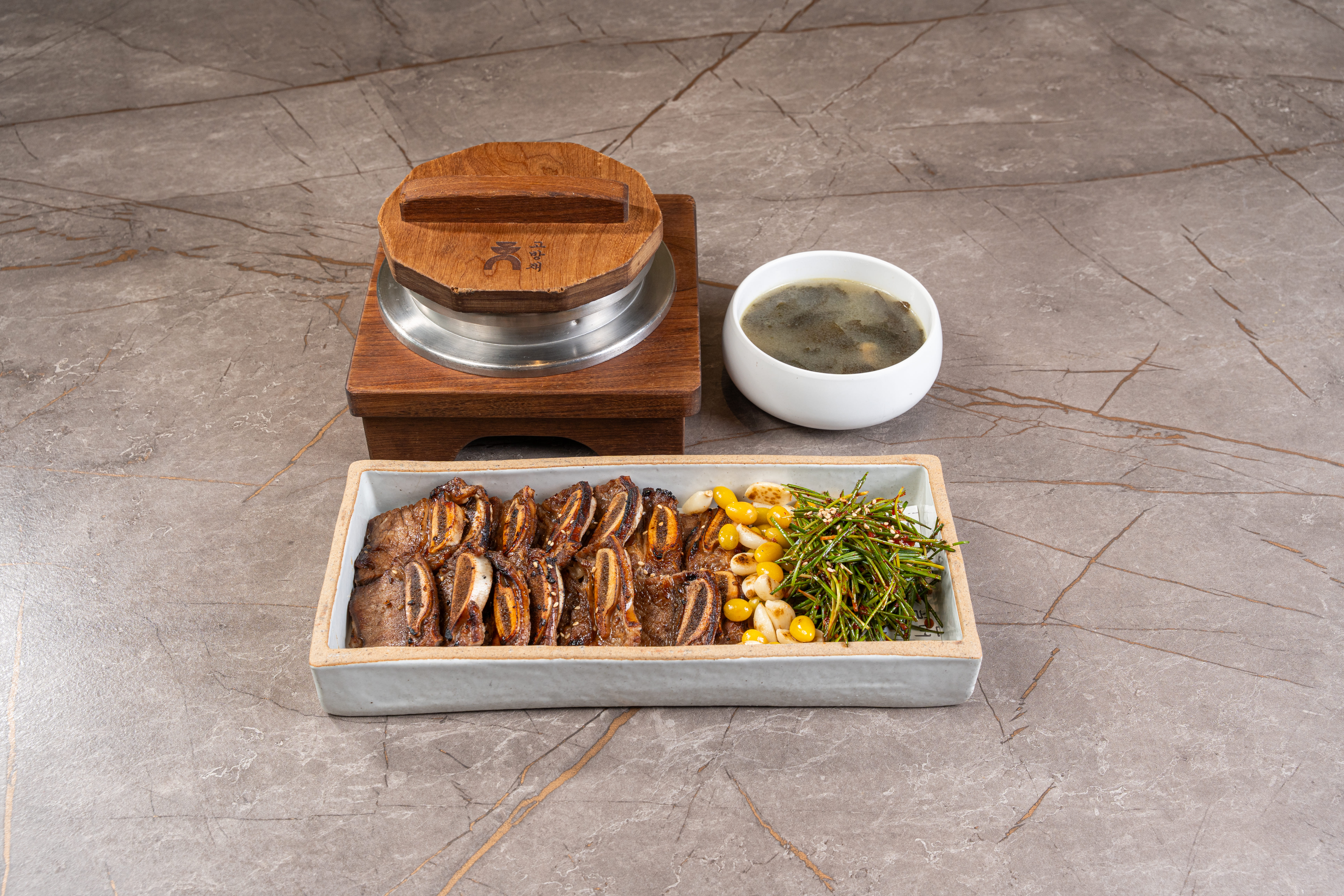 LA갈비구이 정식