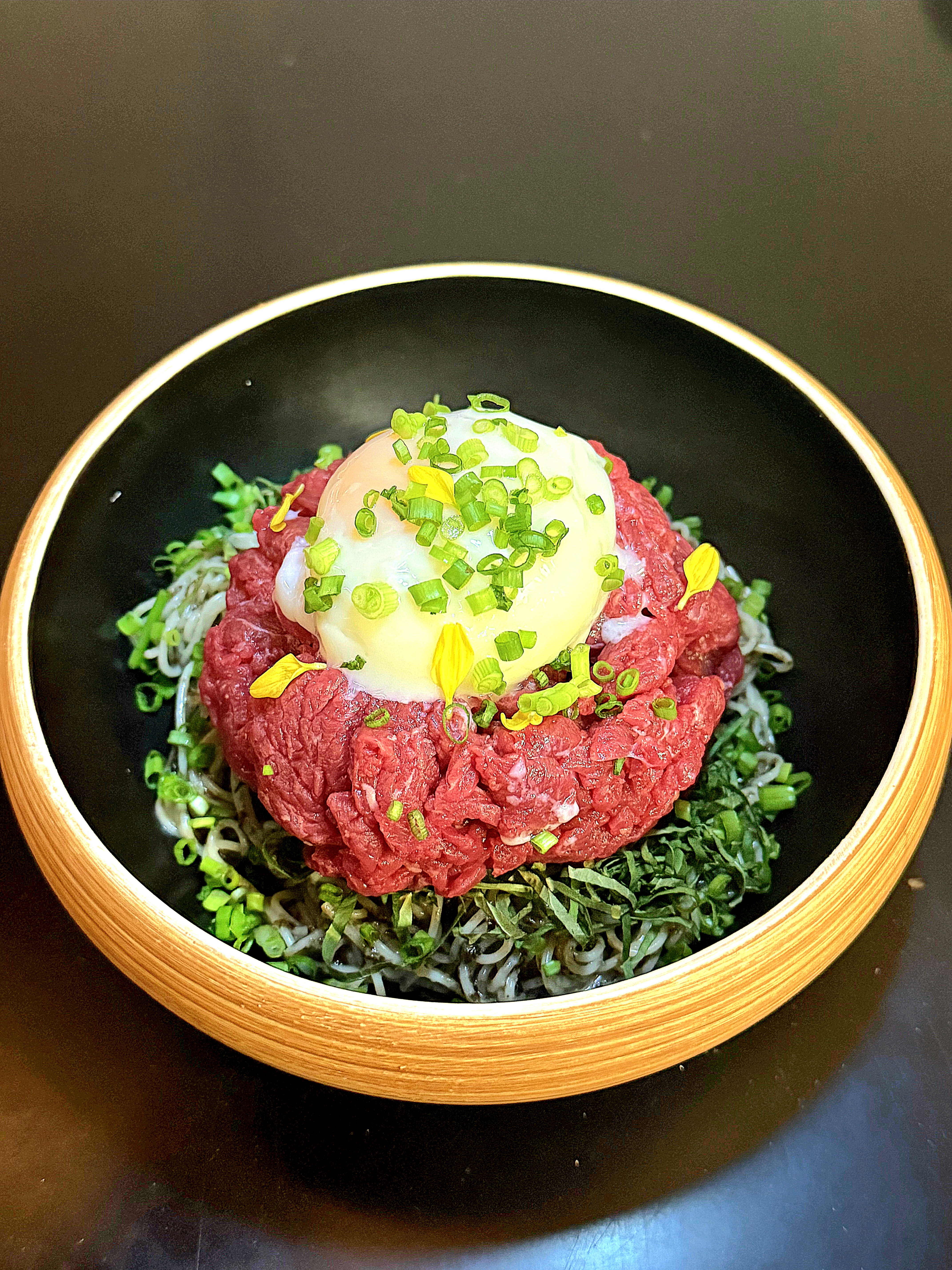 육회 비빔면