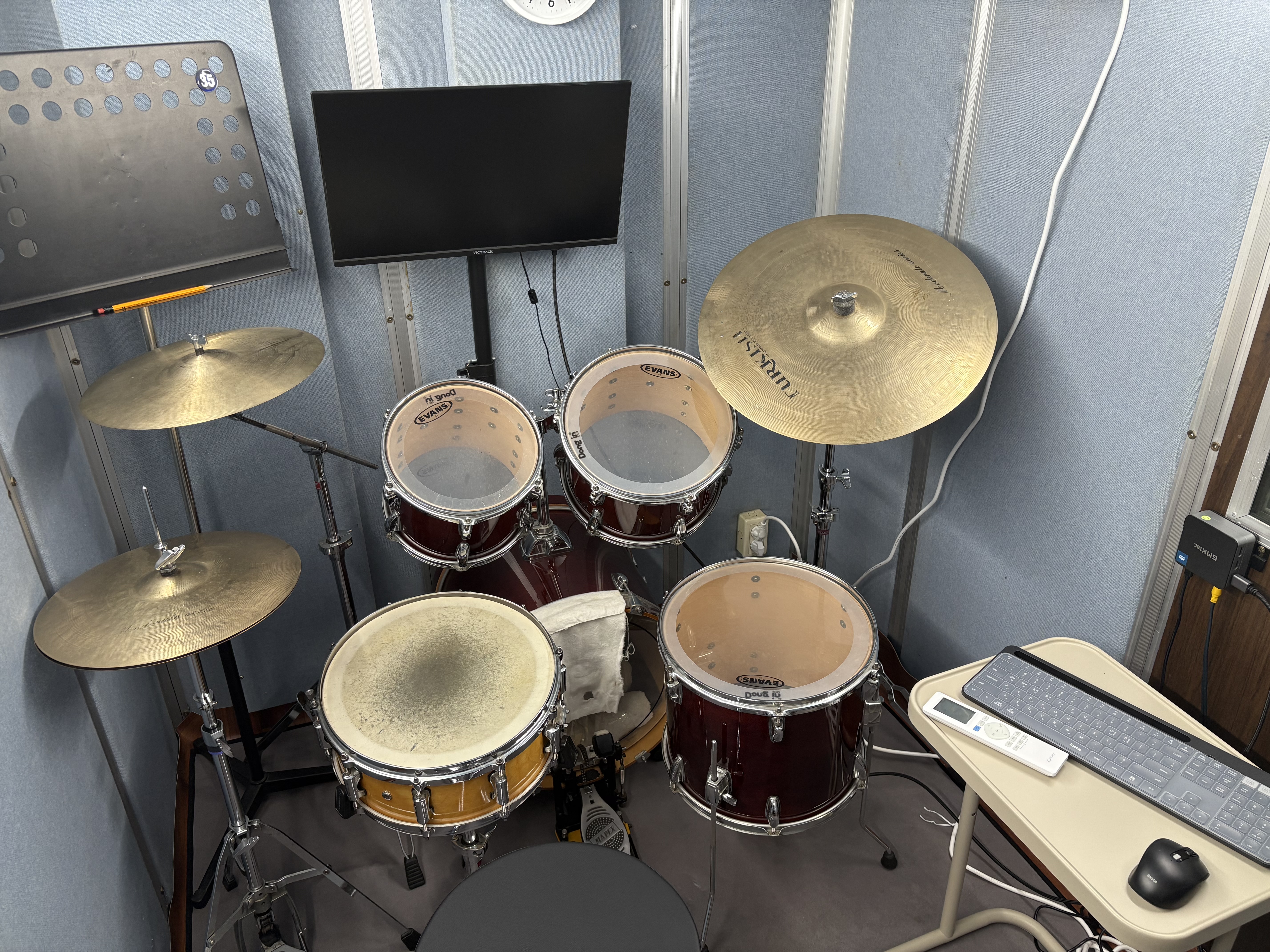 1번째 스튜디오 사진