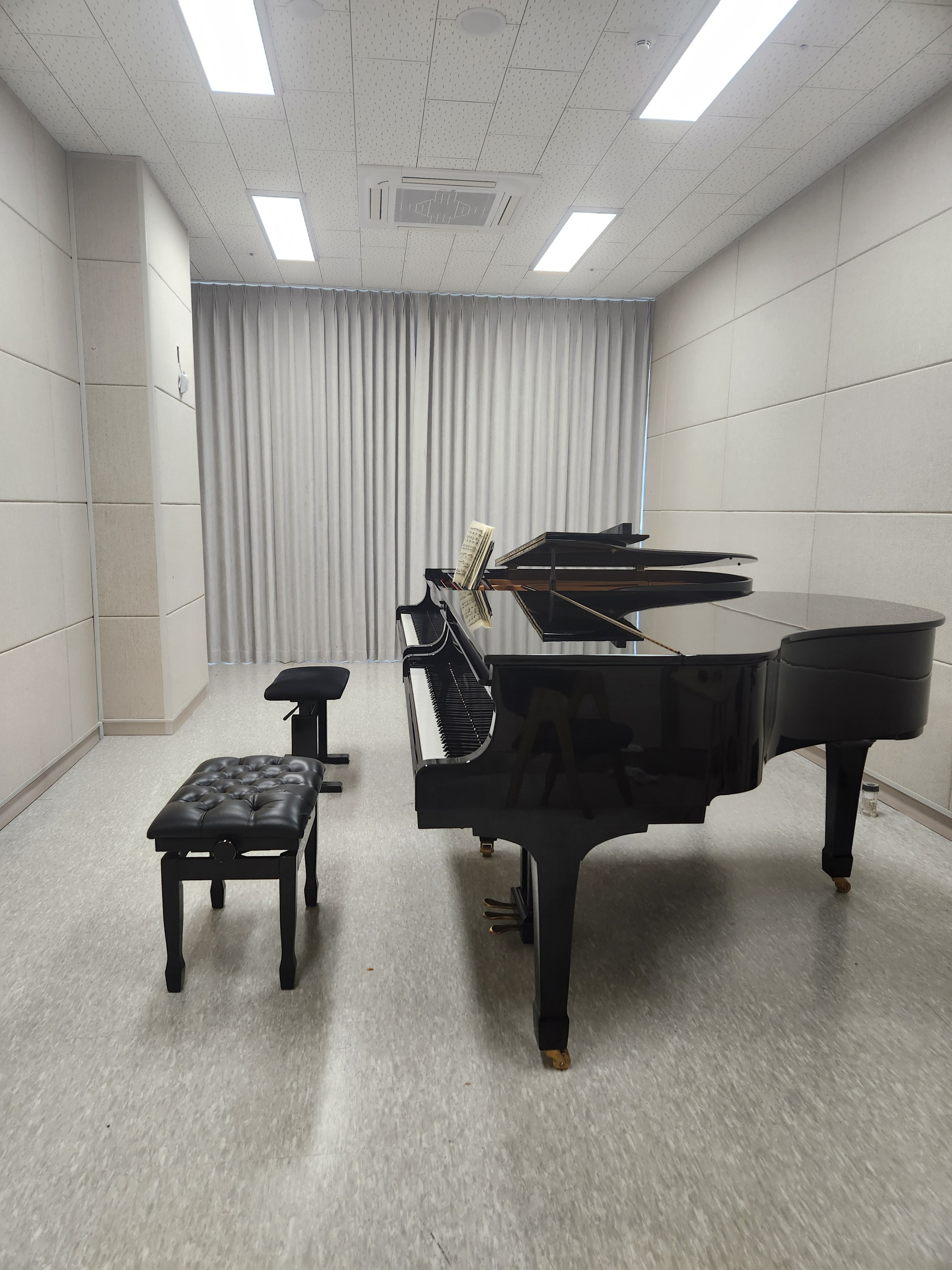 1번째 스튜디오 사진