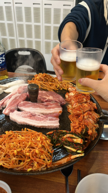 싹쓰리솥뚜껑김치삼겹살
