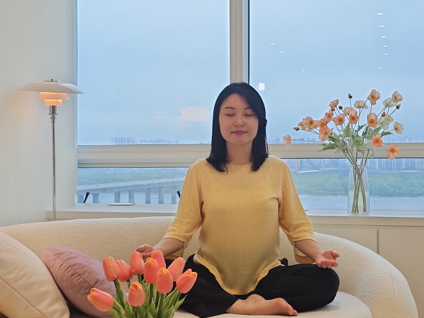 공덕 직장인 요가 명상 이미지