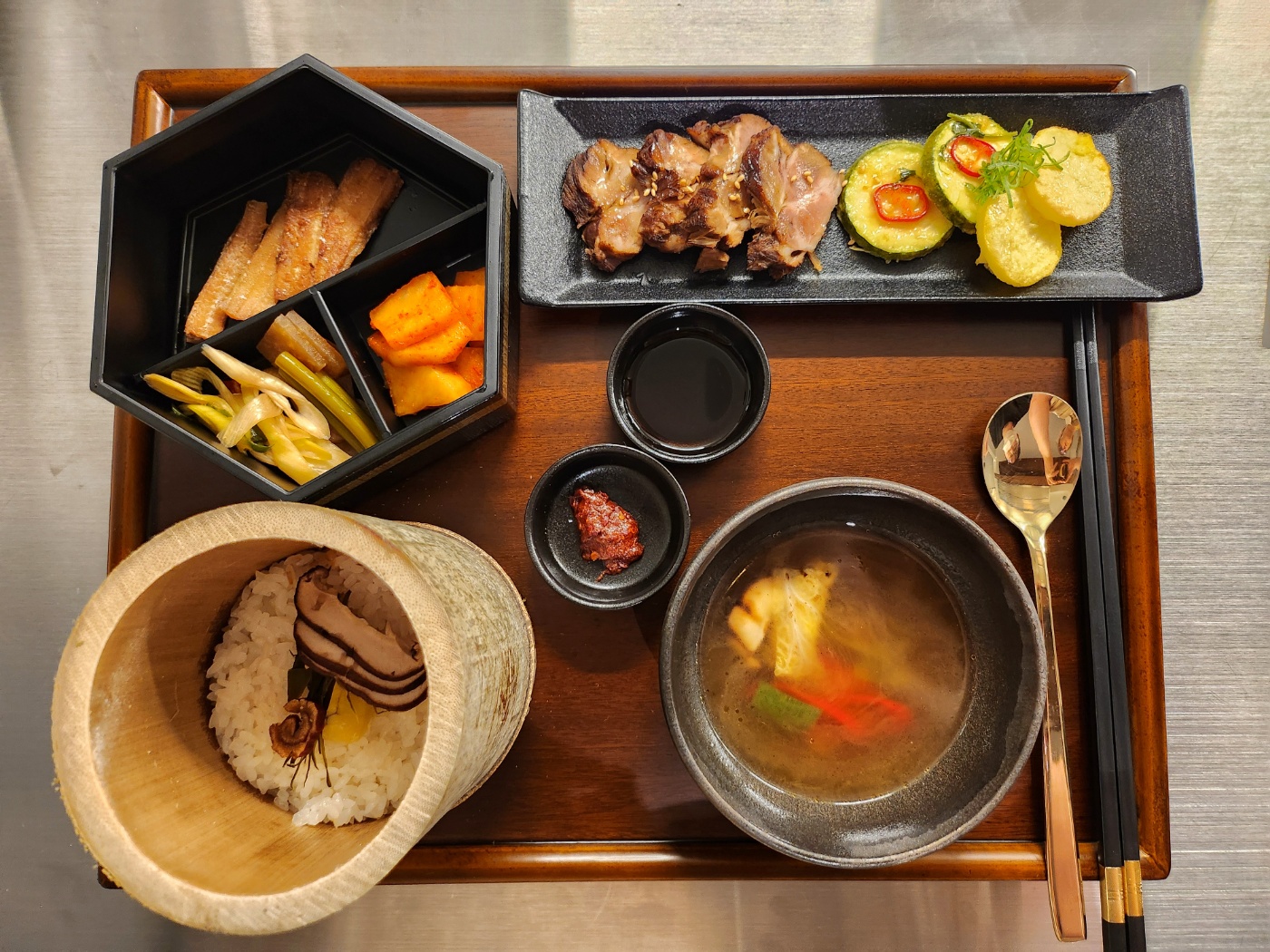 반상반잔
