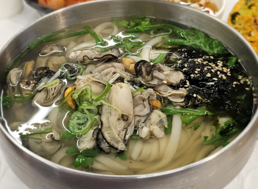 굴 칼국수(계절메뉴)