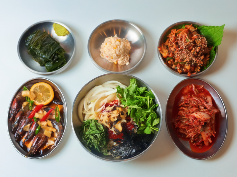 [향긋함 끝판왕]미나리비빔칼국수