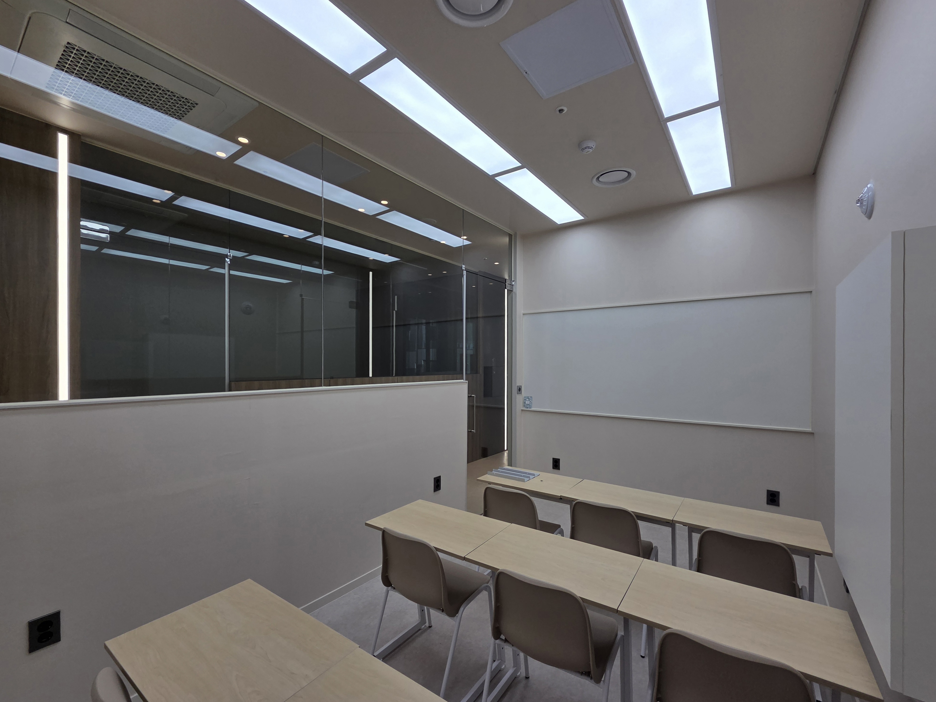 리드앤톡 영어도서관 대전중구선화센터 대표 이미지