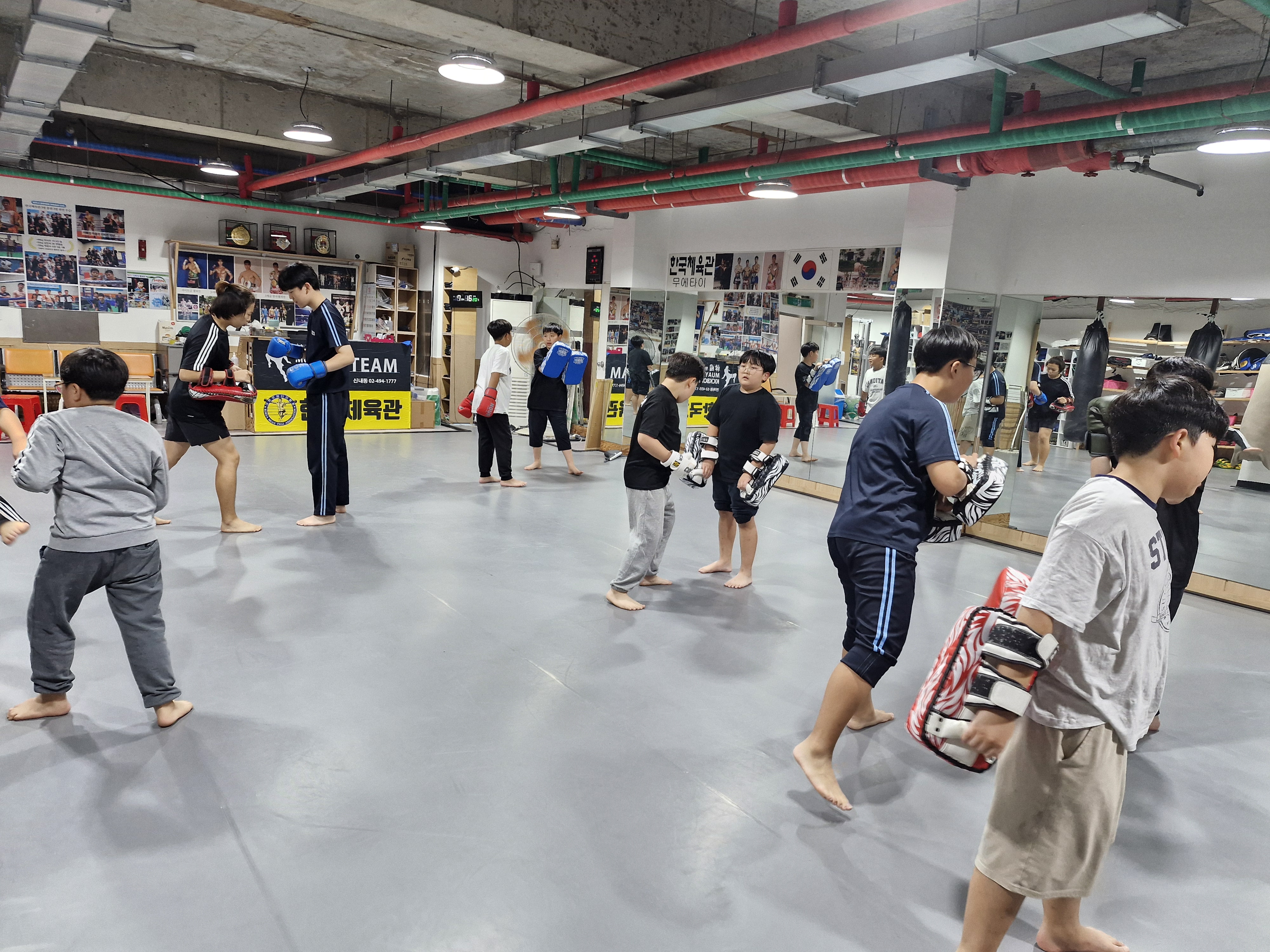 서울 중랑구 겸재로 복싱체육관 한국 체육관 내부 모습 2