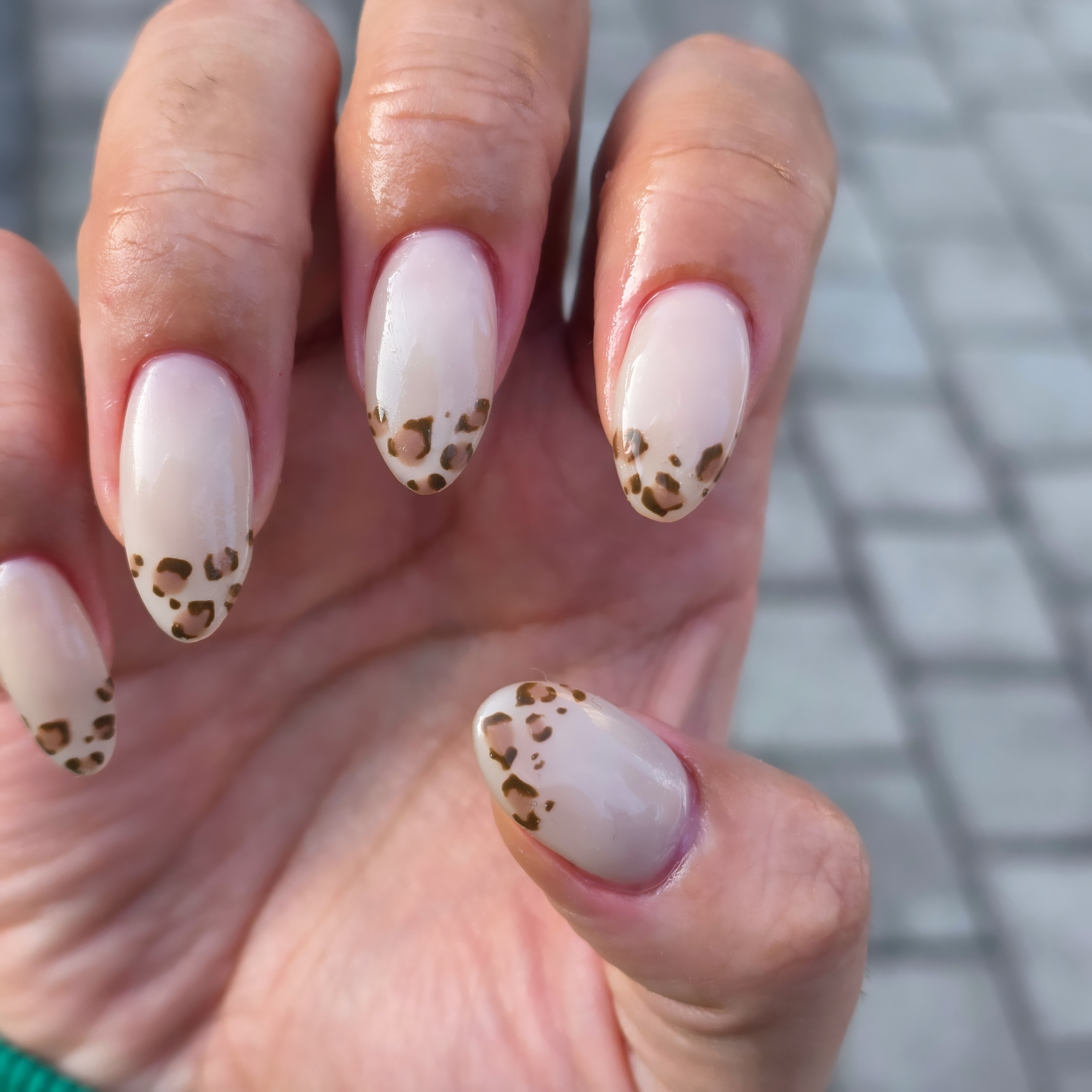 플라이네일 대표 이미지