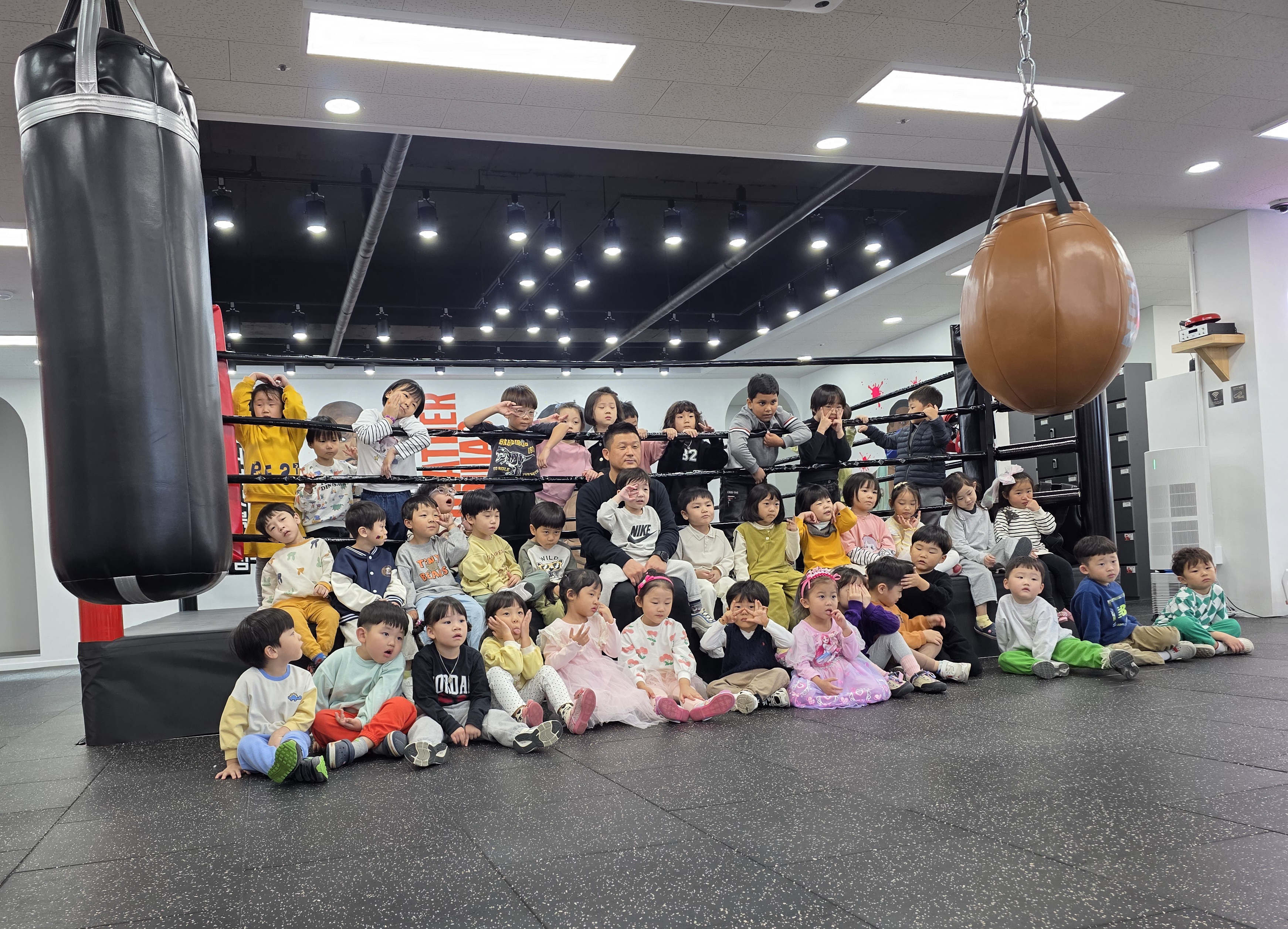 경기도 안성시 공도읍 복싱체육관 팀 리버샷 복싱짐 내부 모습 4