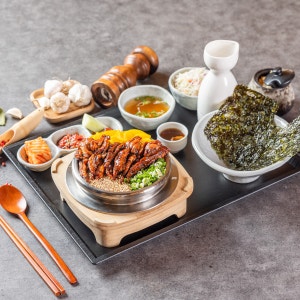 닭목살 솥밥(하루 한정판매 20개)