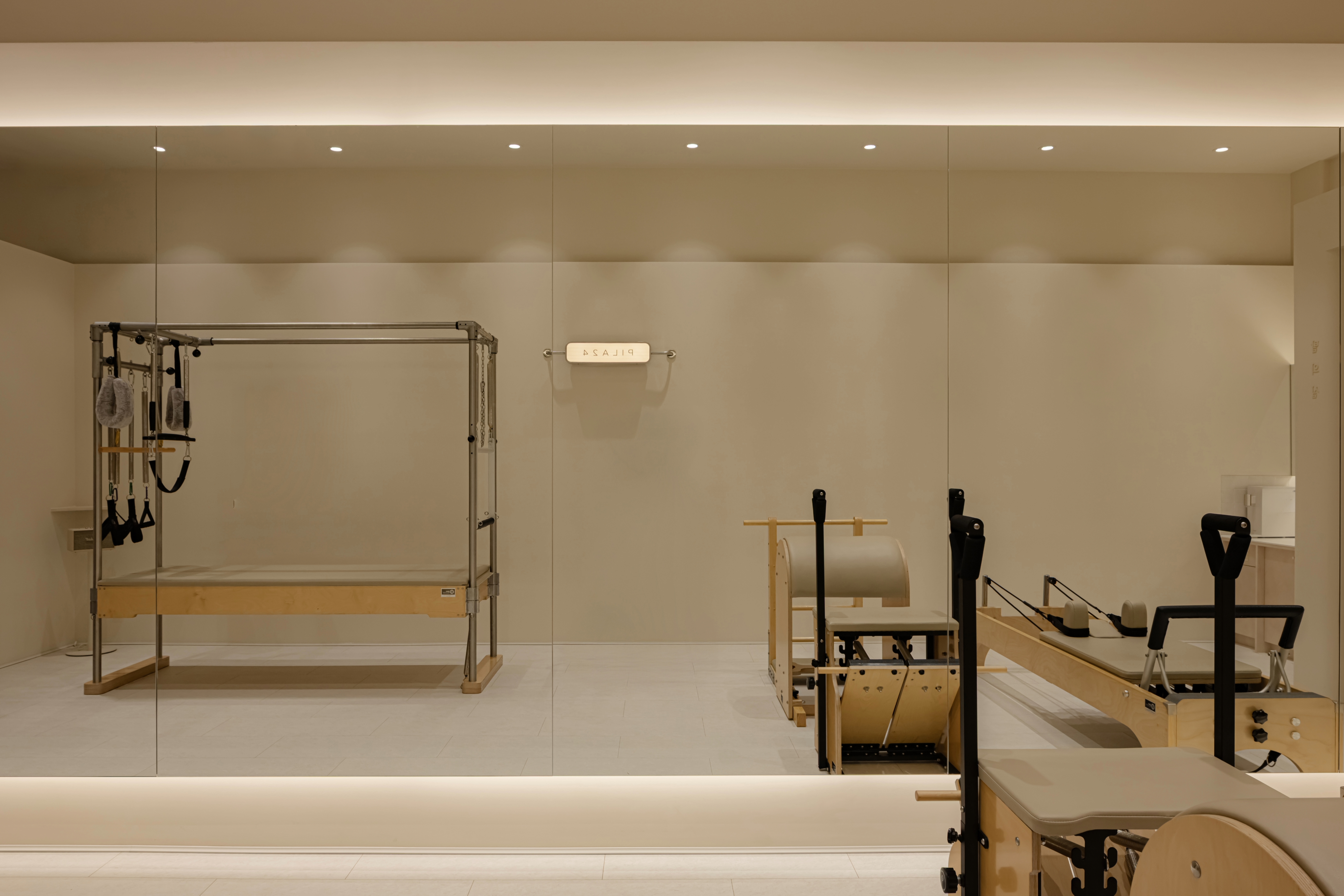 필라24 합정 대표 이미지