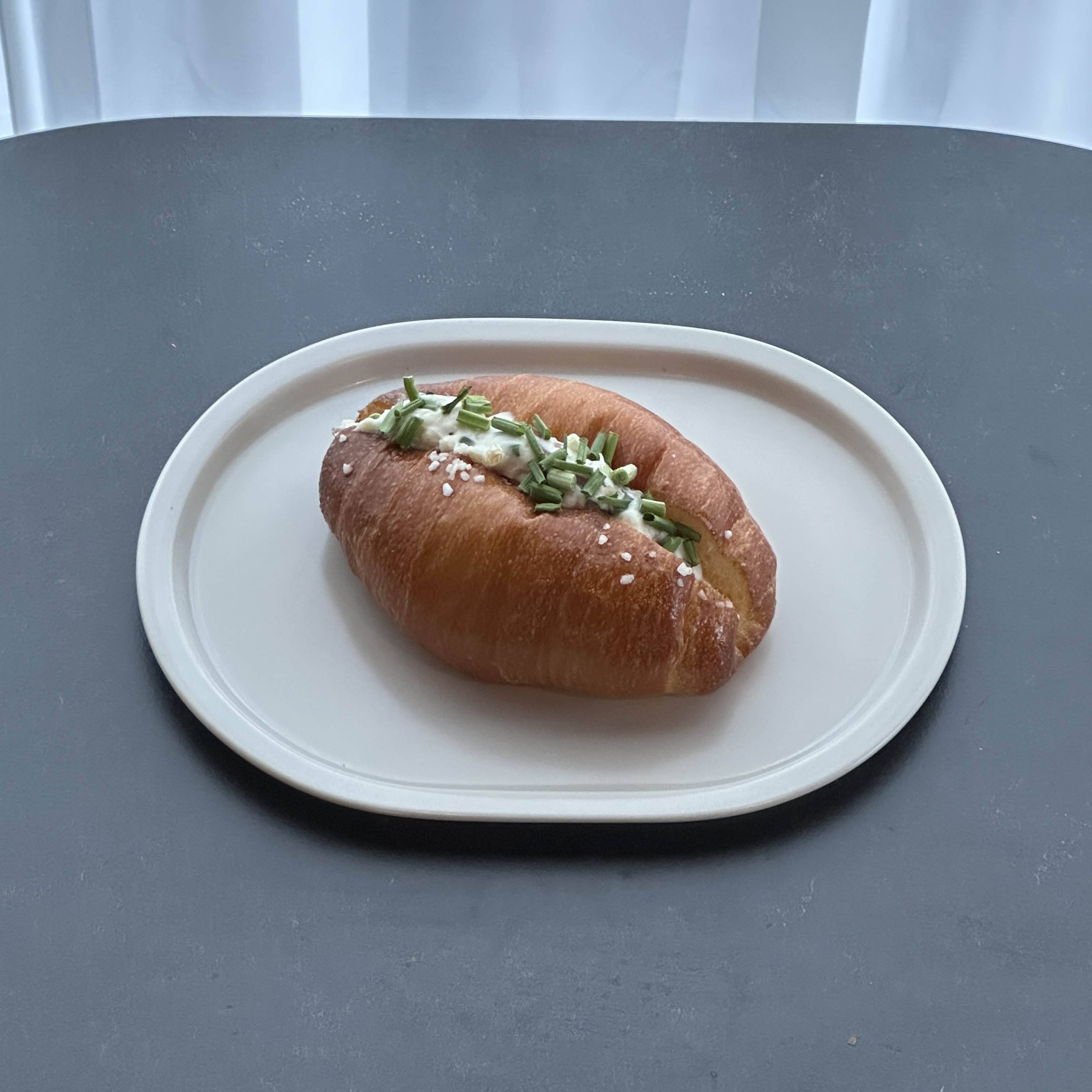 쪽파 크림치즈 소금빵