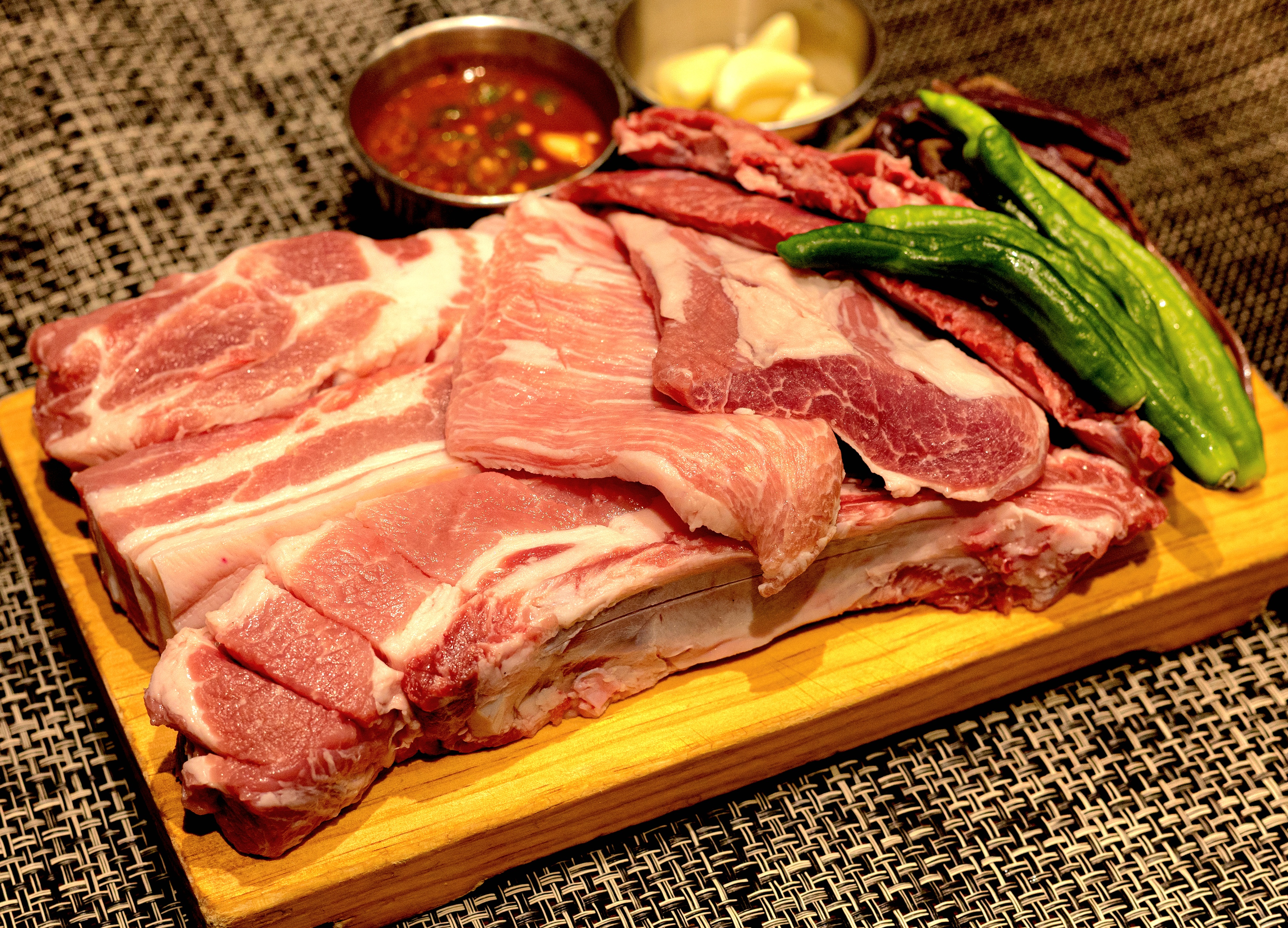 참숯구이몬트락