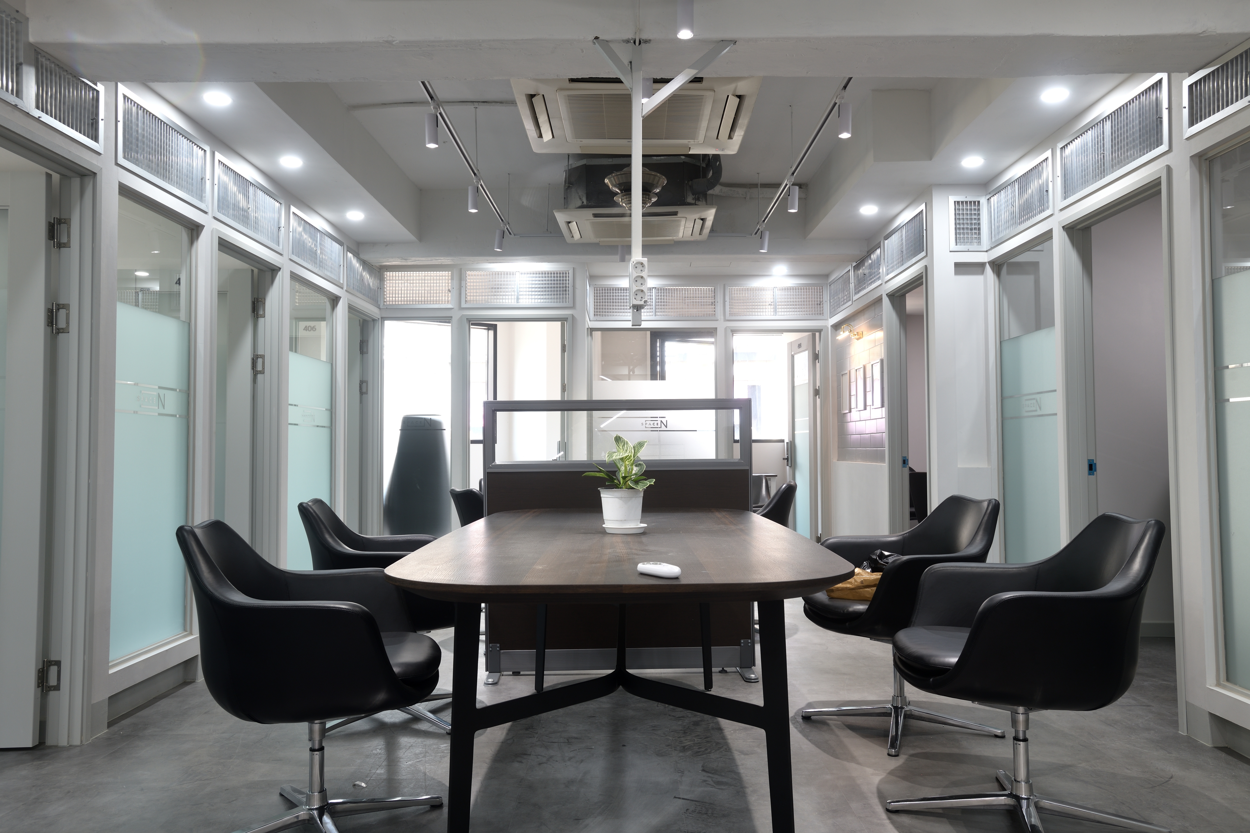 공유오피스 스페이스엔 대표 이미지