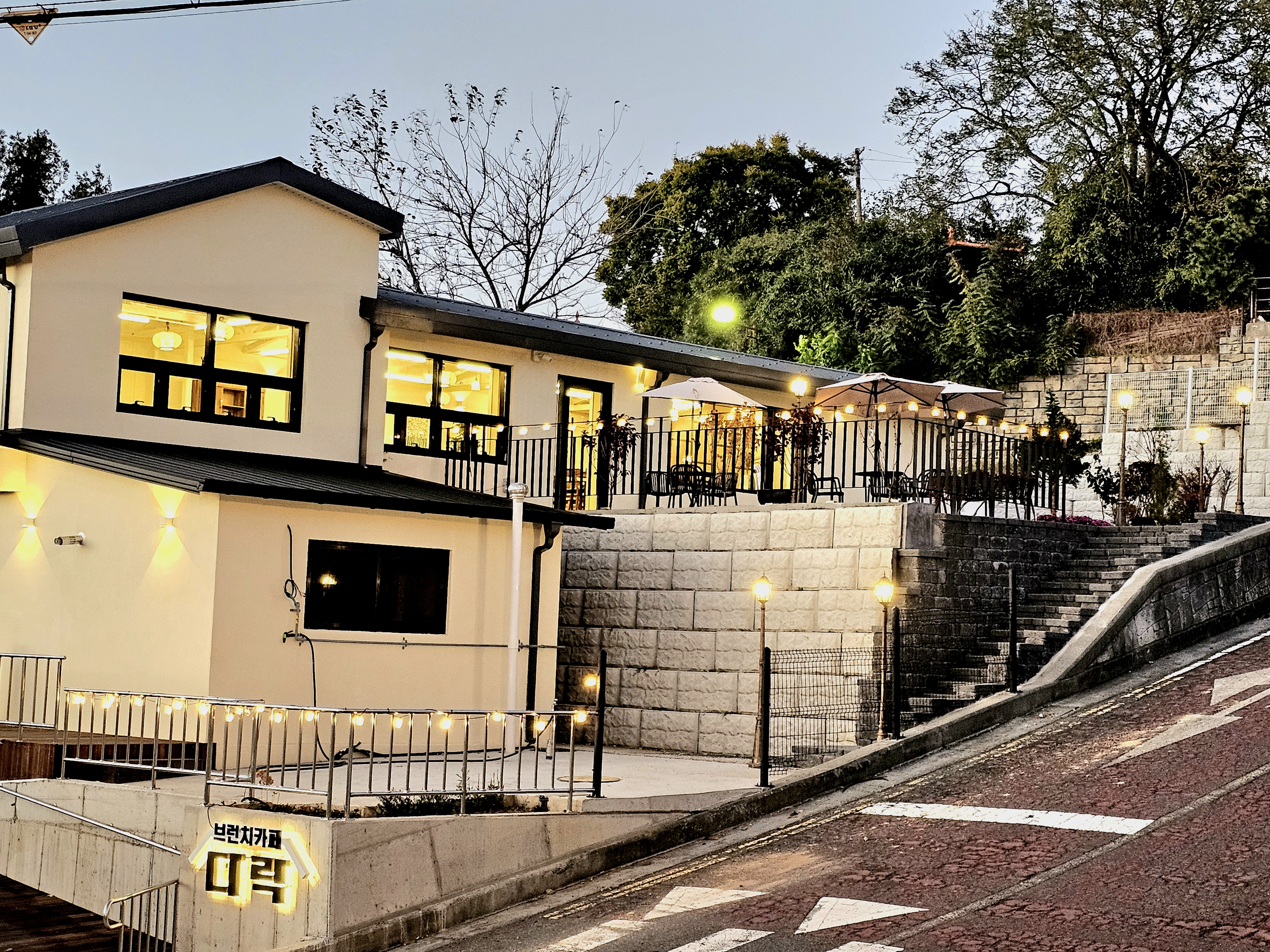 브런치카페다락