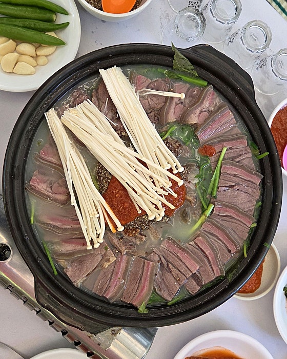 흑염소전골(1인분)180g