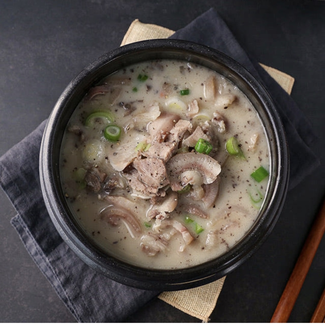 고기듬뿍 특돼지국밥(점심특선)