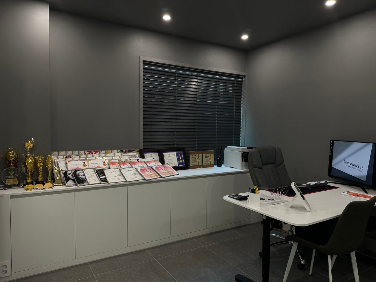 스킨브로우랩 대표 이미지