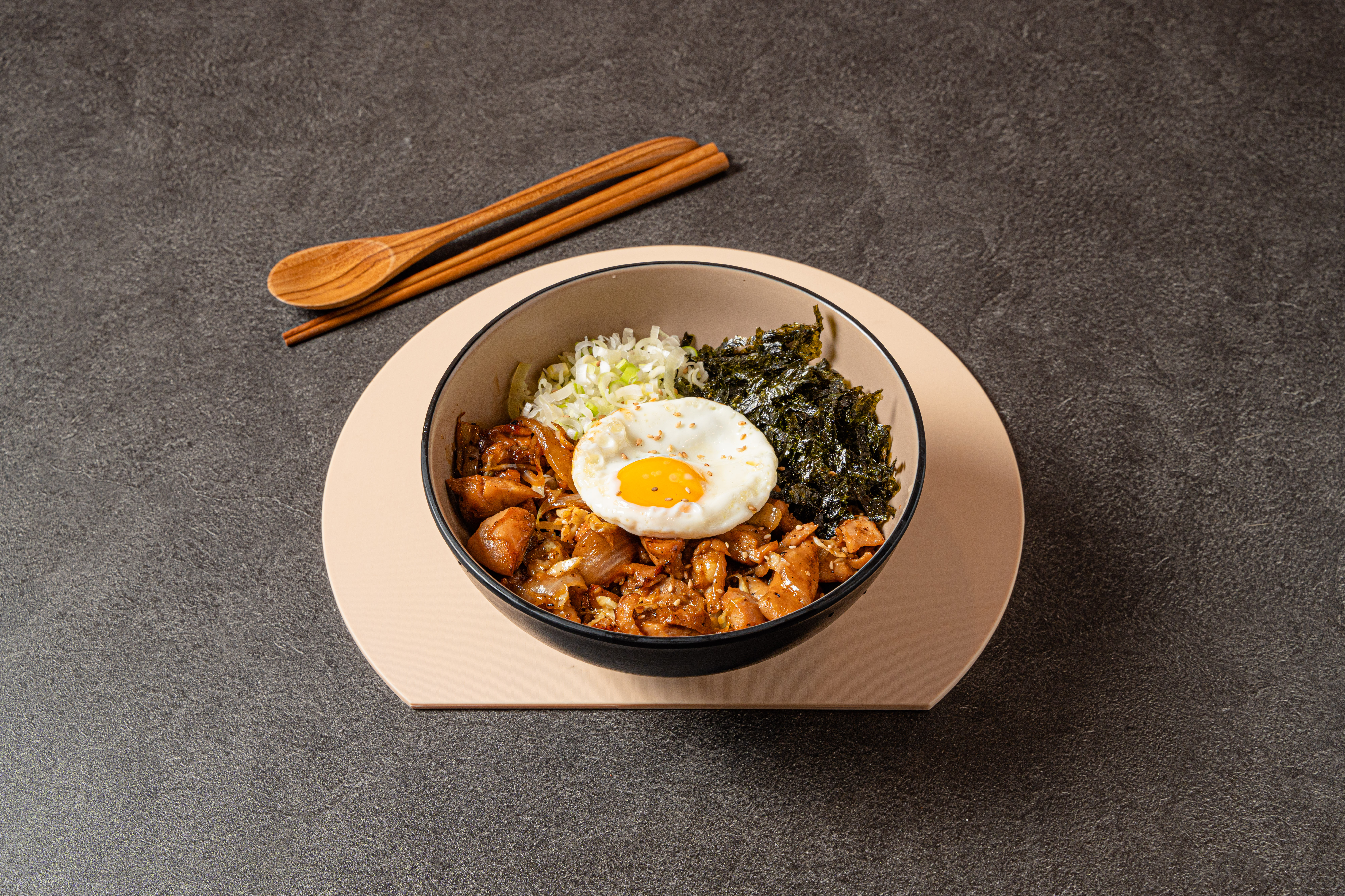 간장닭갈비덮밥