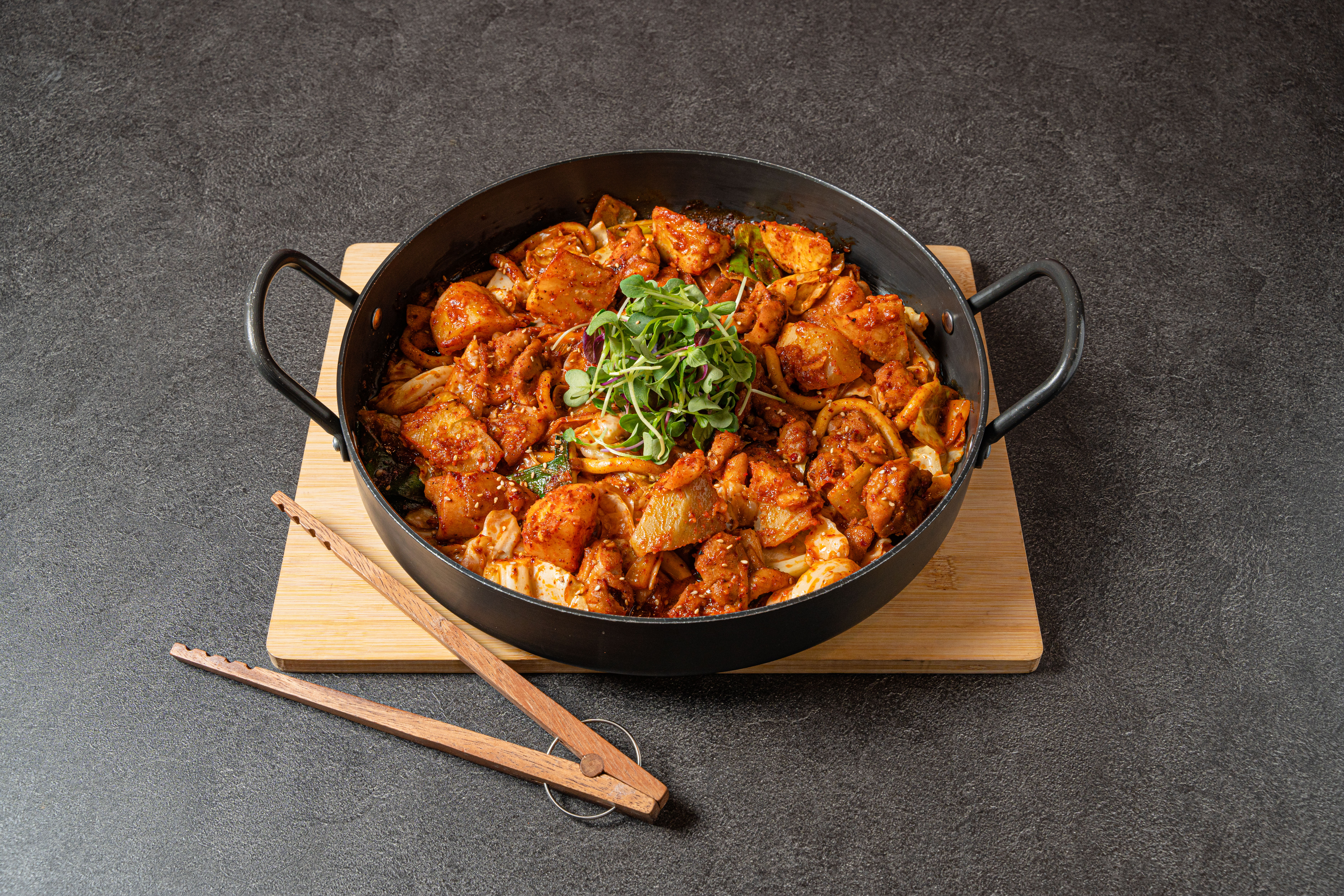 옛날춘천닭갈비(+고구마사리)
