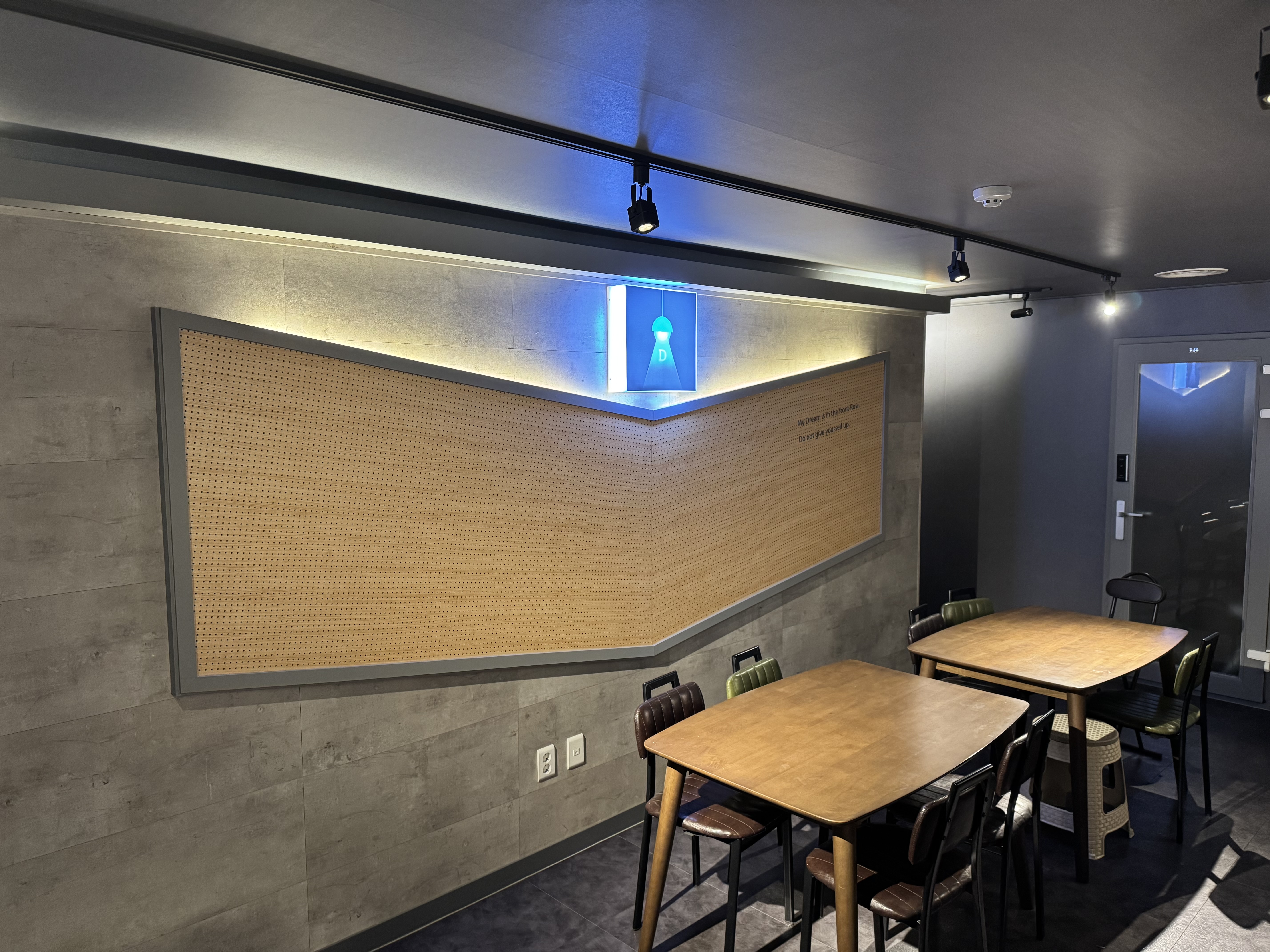 1번째 스튜디오 사진