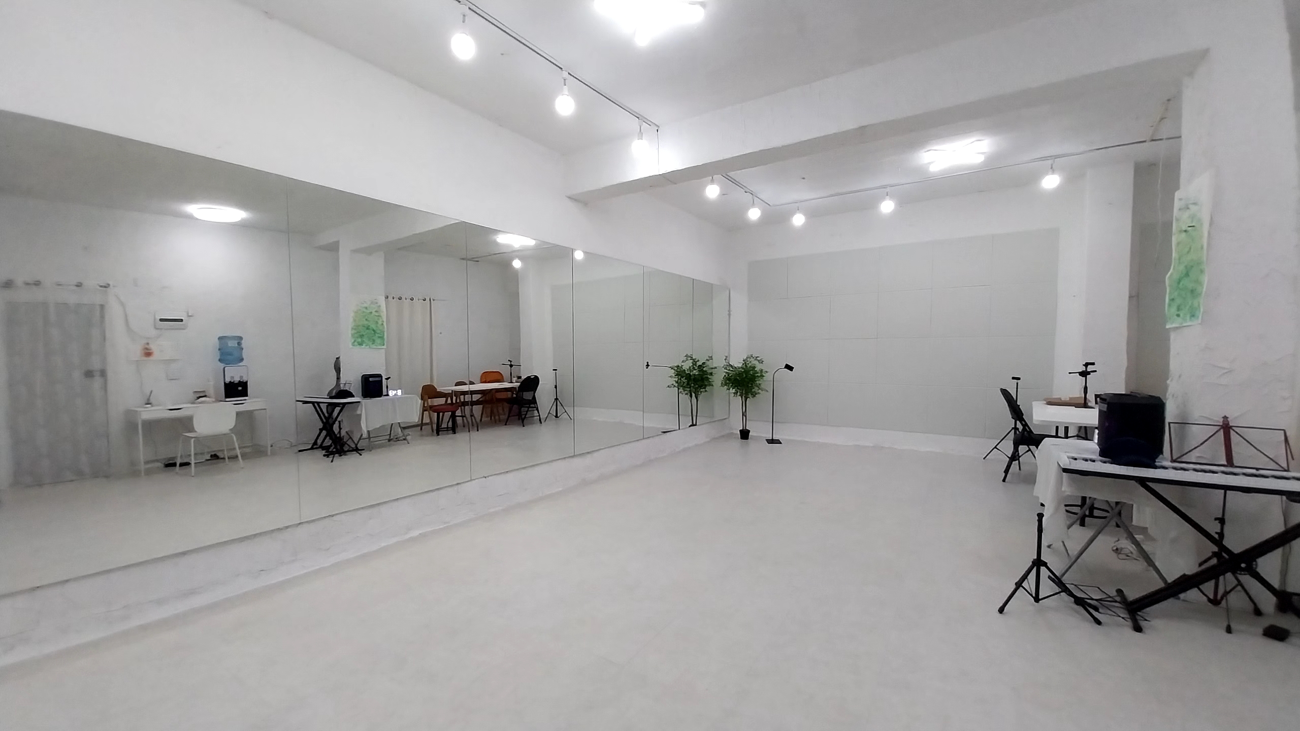 1번째 스튜디오 사진