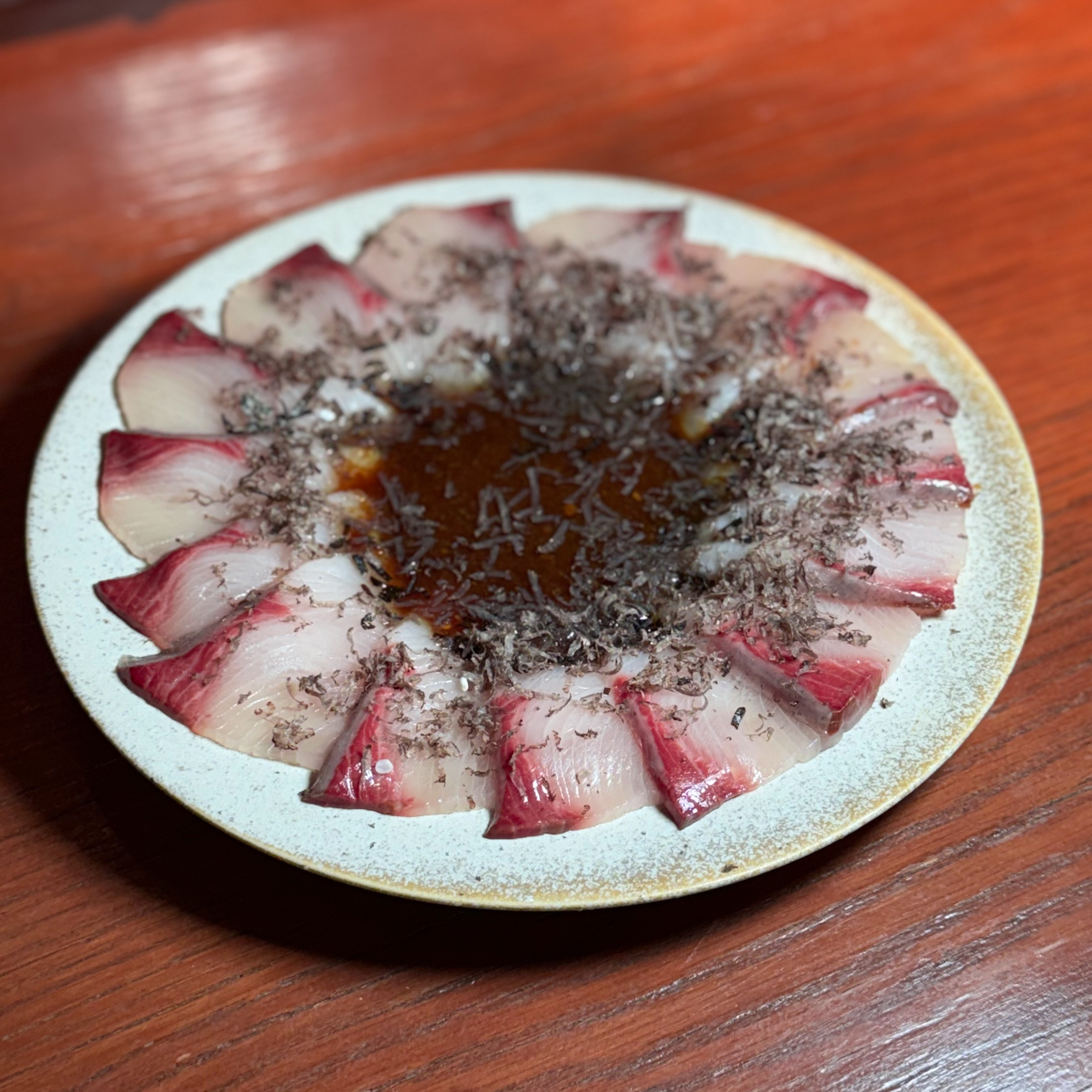 생트러플 잿방어세비체