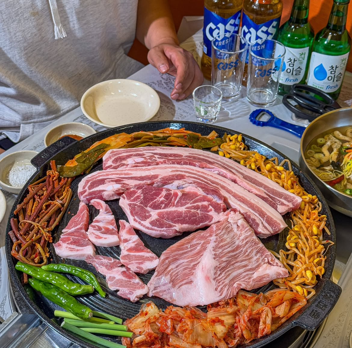 상구네솥뚜껑생삼겹살