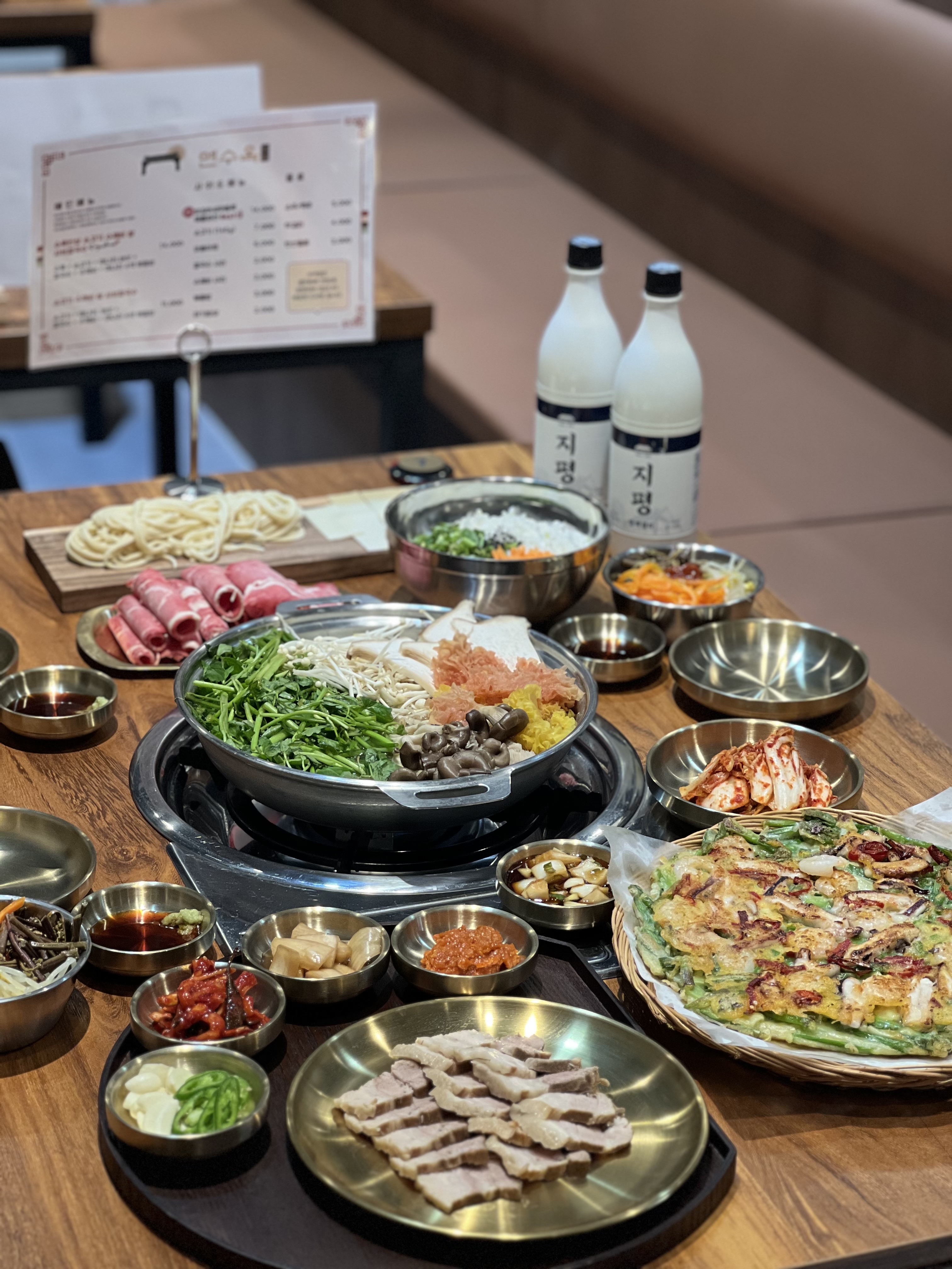 연수옥 샤브칼국수 충주본점