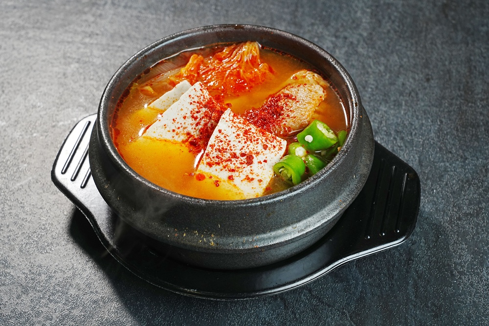 돼지고기엔 김치찌개