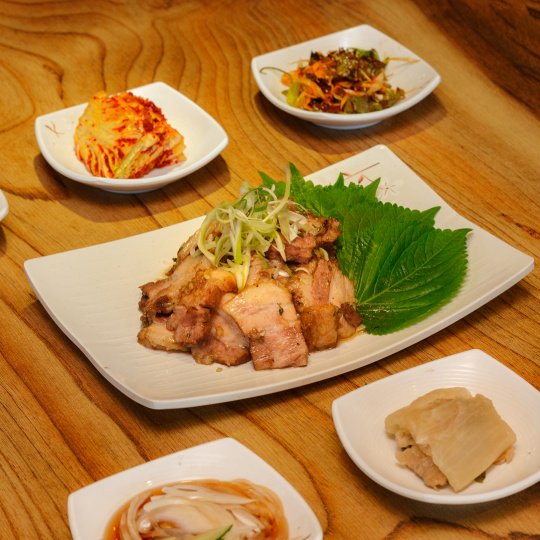 조아족발범일