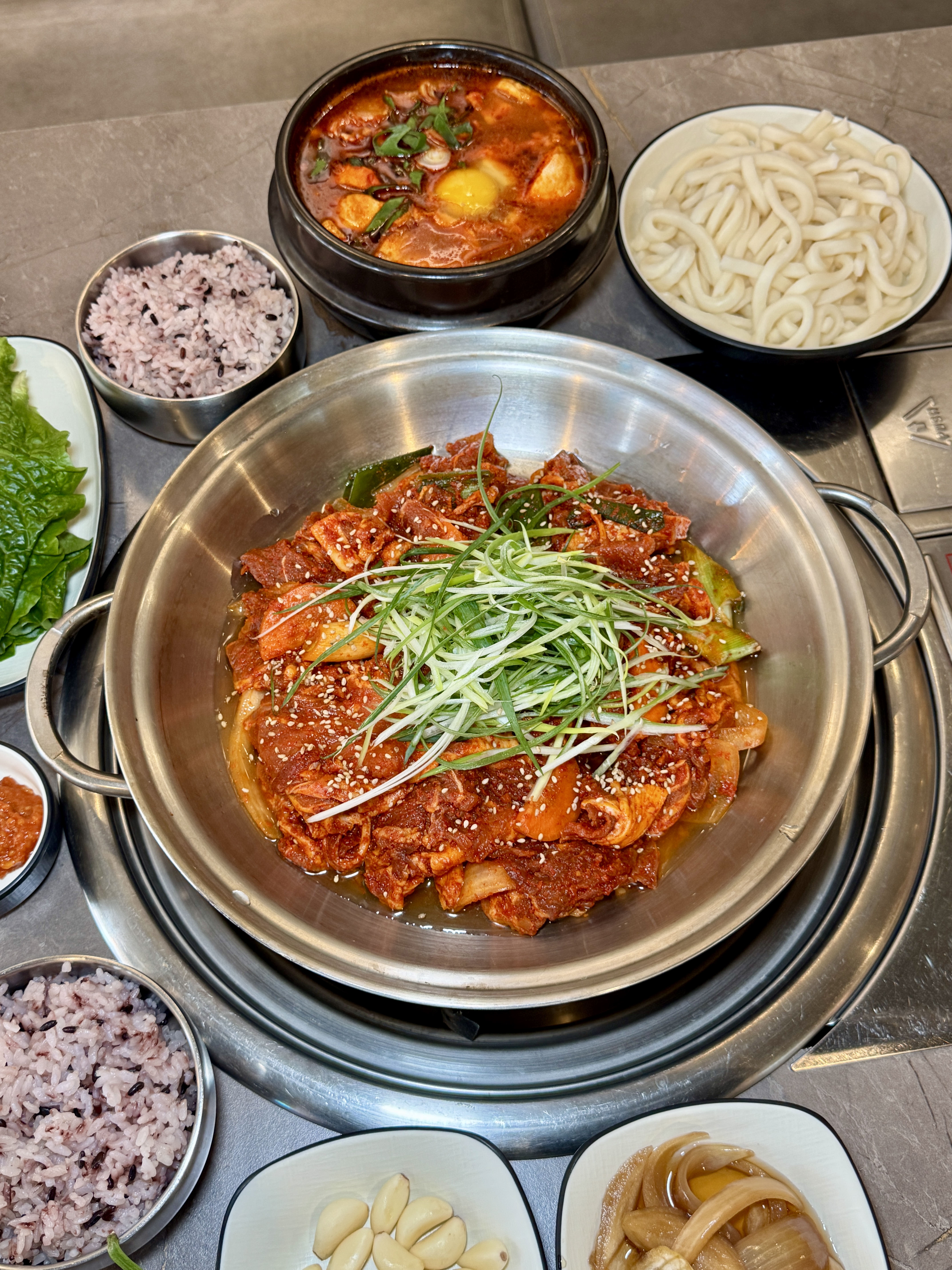 (평일점심특선) 두루치기 무제한 세트