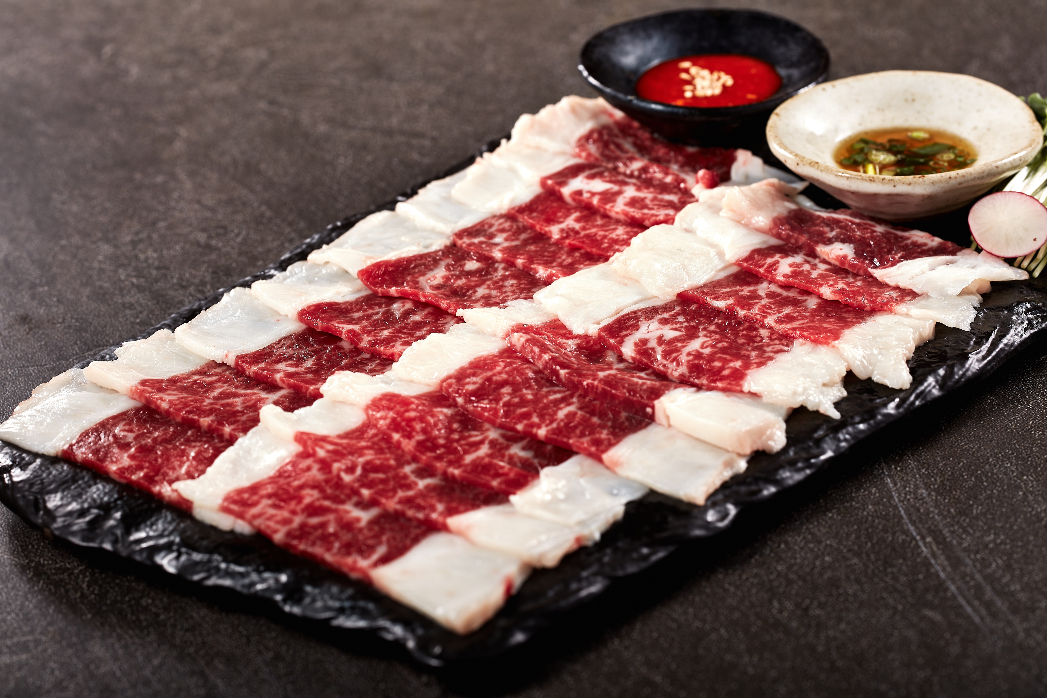 한우 2+ 차돌 육사시미