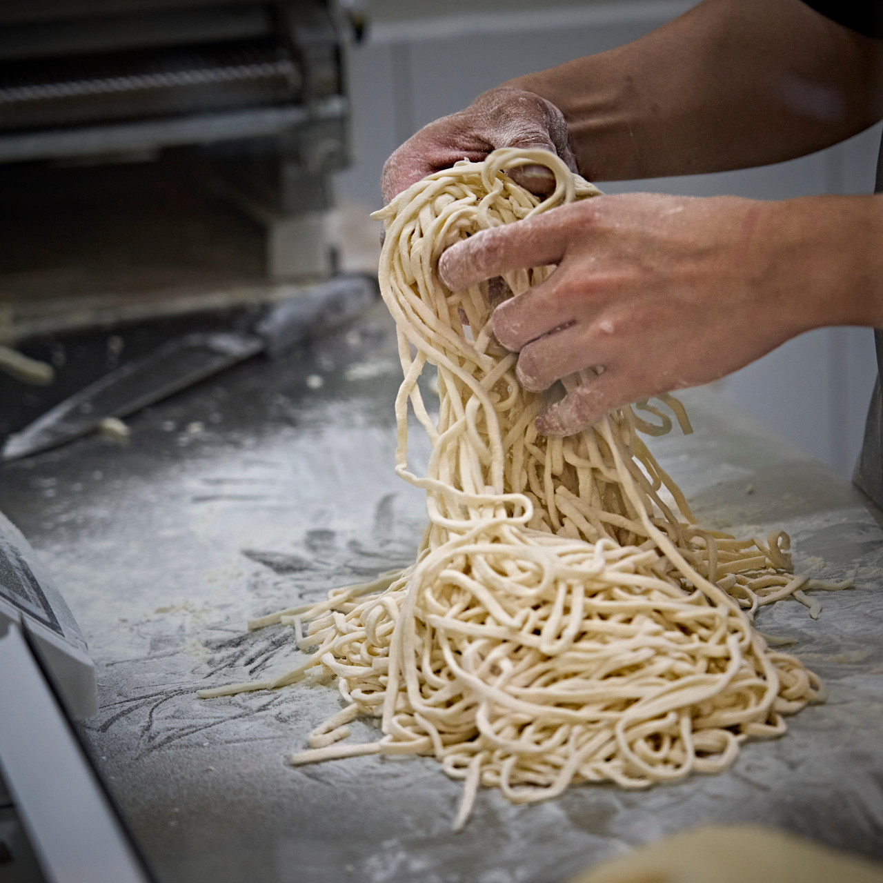 고향보쌈칼국수 오치점