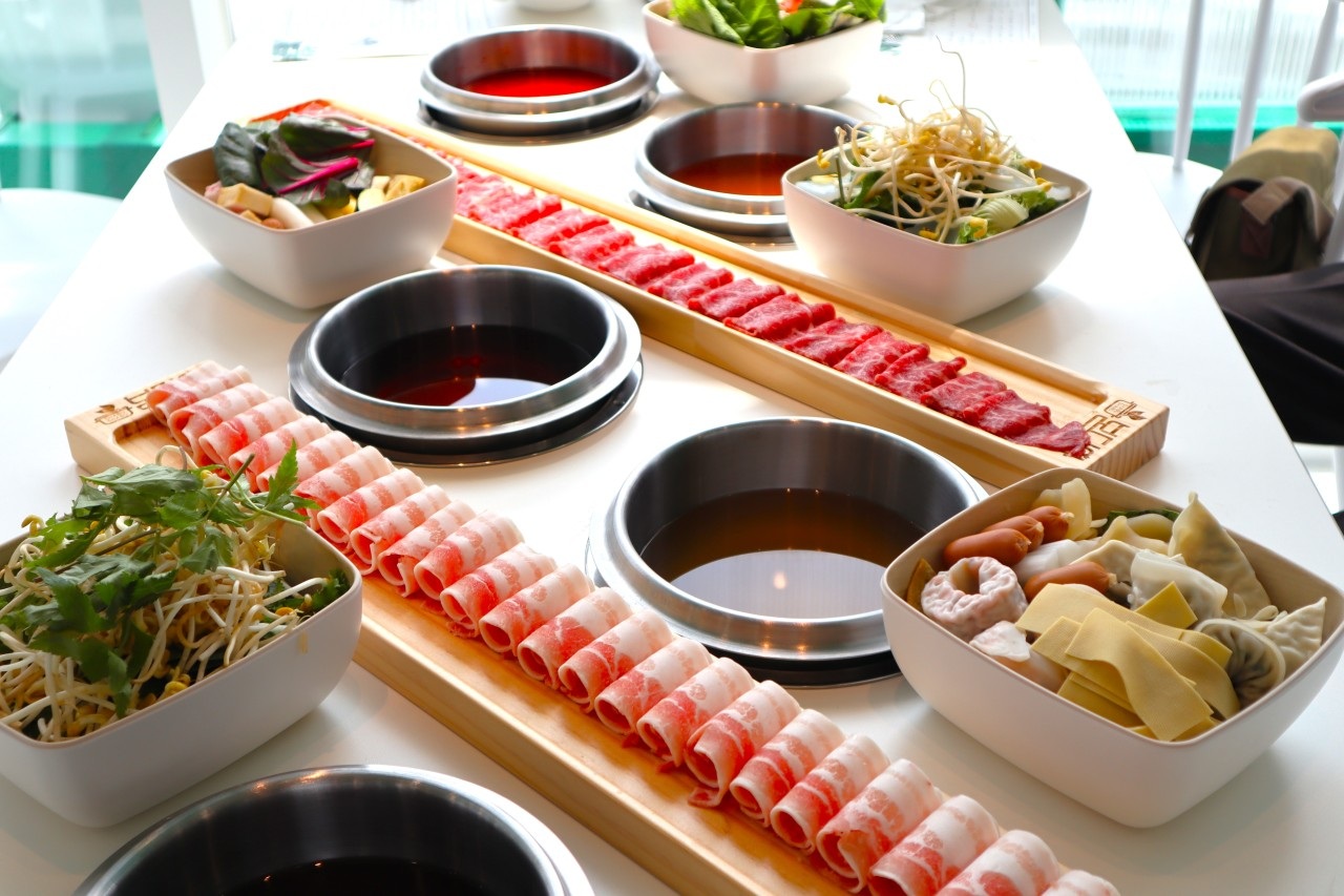 평일 LUNCH 소인