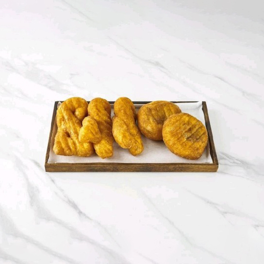 동동꽈배기 예술치킨 부개점